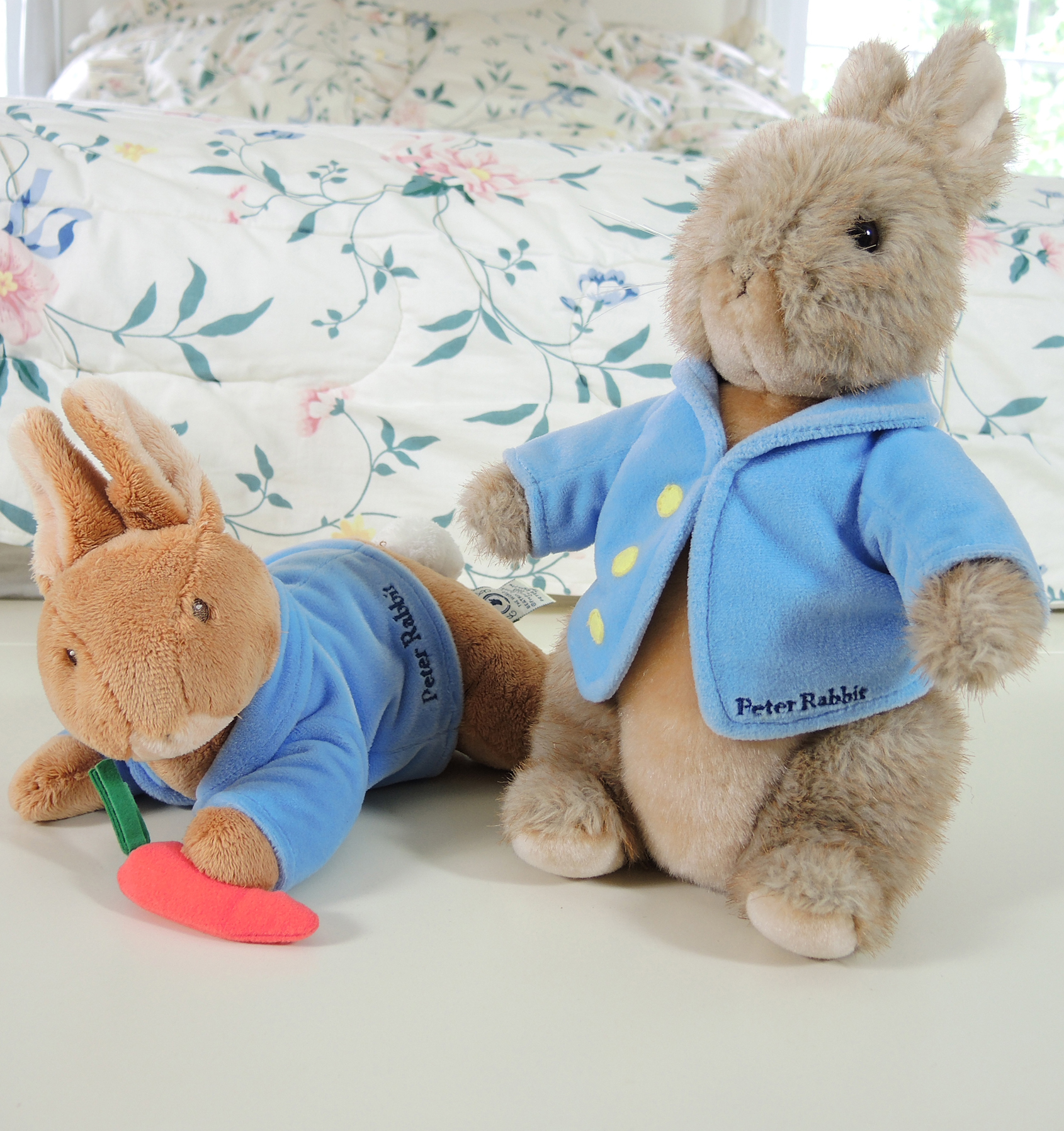 Full Sized Four Post Canopy Bedroom Set