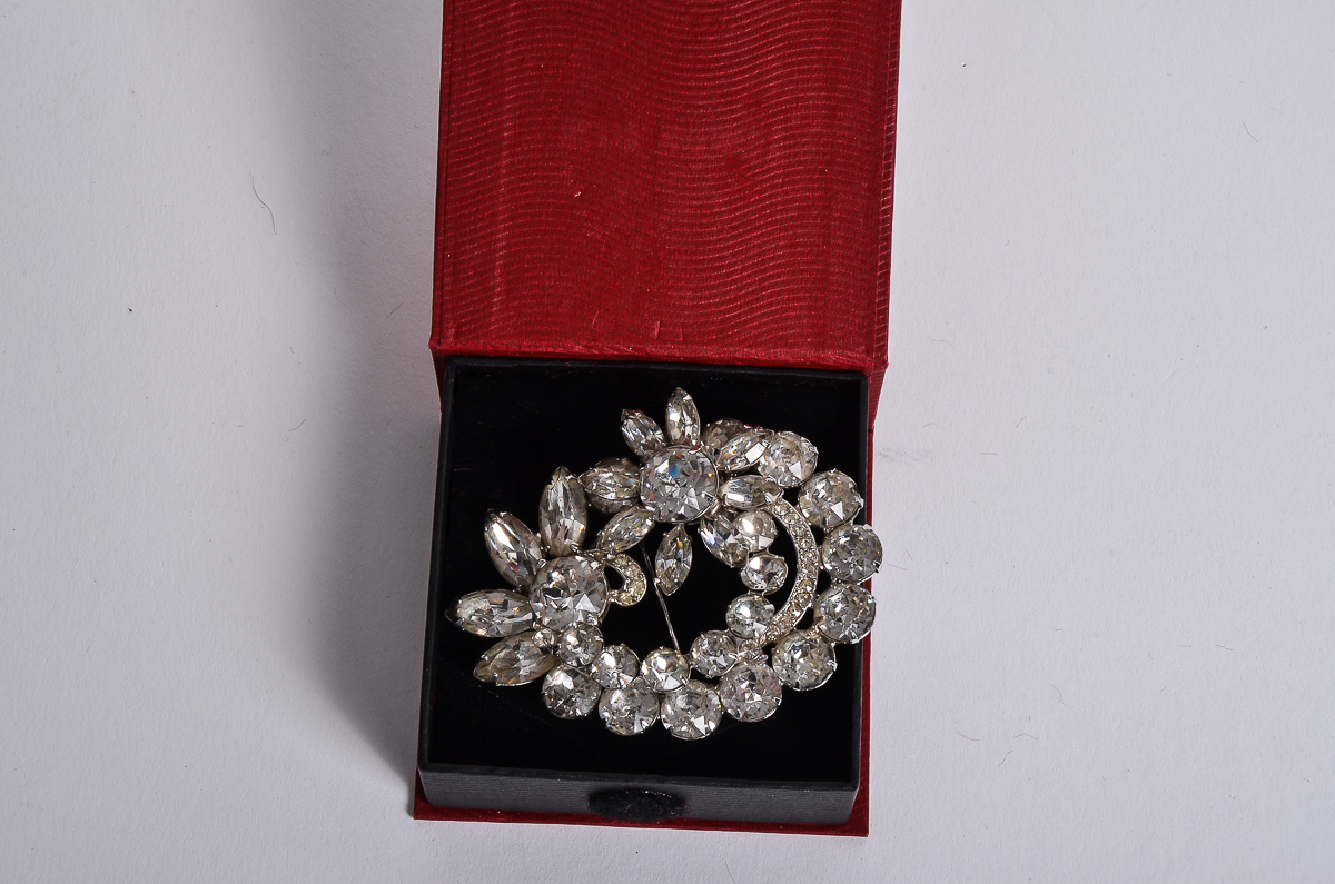 Vintage Eisenberg Rhinestone Costume Brooch