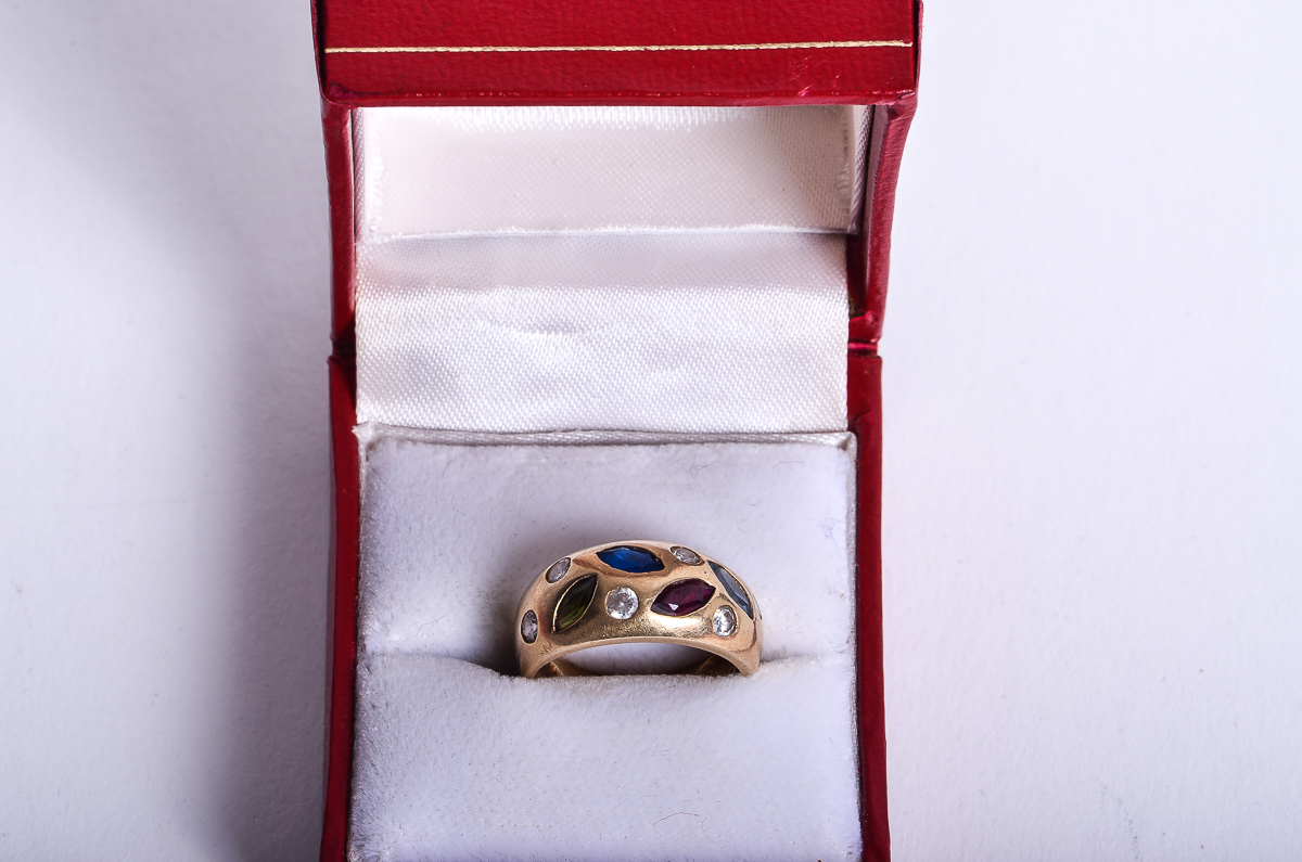 Vintage 14K Yellow Gold and Synthetic Multi-Stone Band