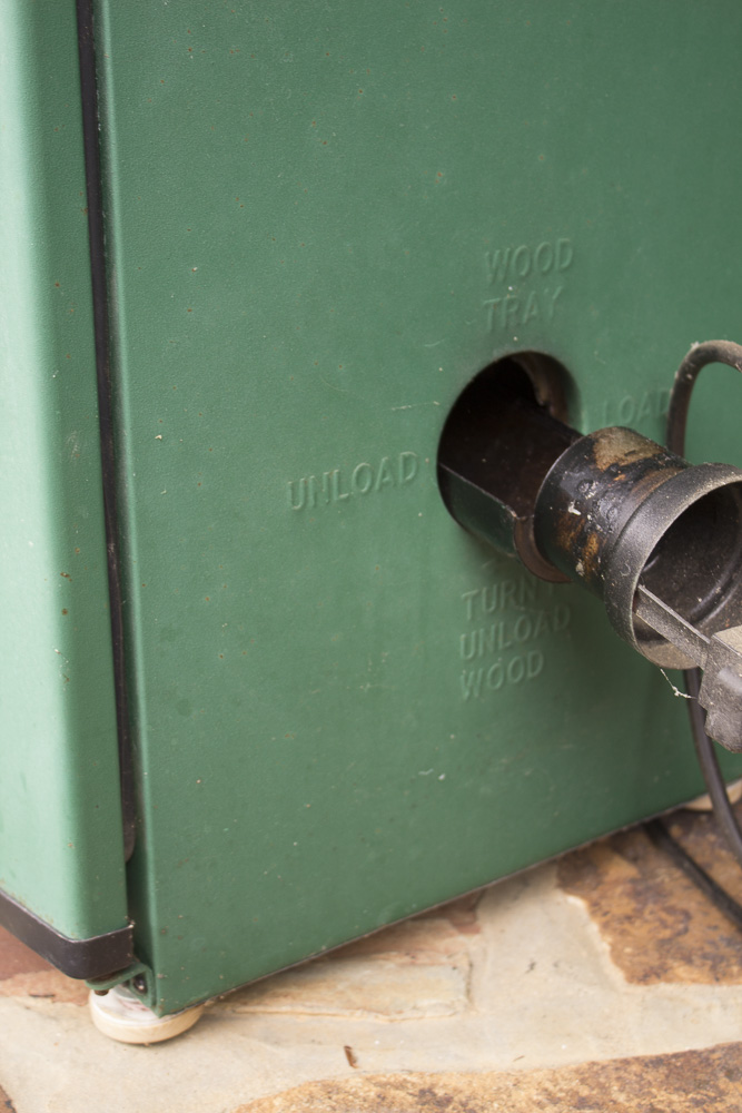 Masterbuilt Cajun Injector Turkey Gold Electric Smokehouse