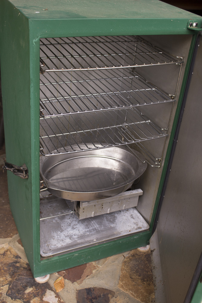 Masterbuilt Cajun Injector Turkey Gold Electric Smokehouse