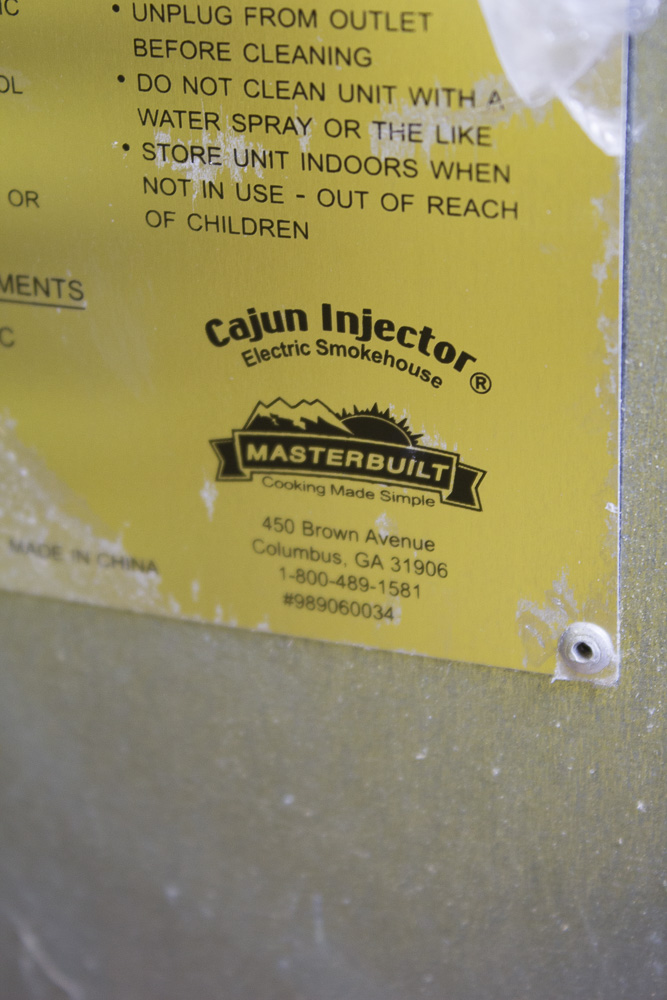 Masterbuilt Cajun Injector Turkey Gold Electric Smokehouse