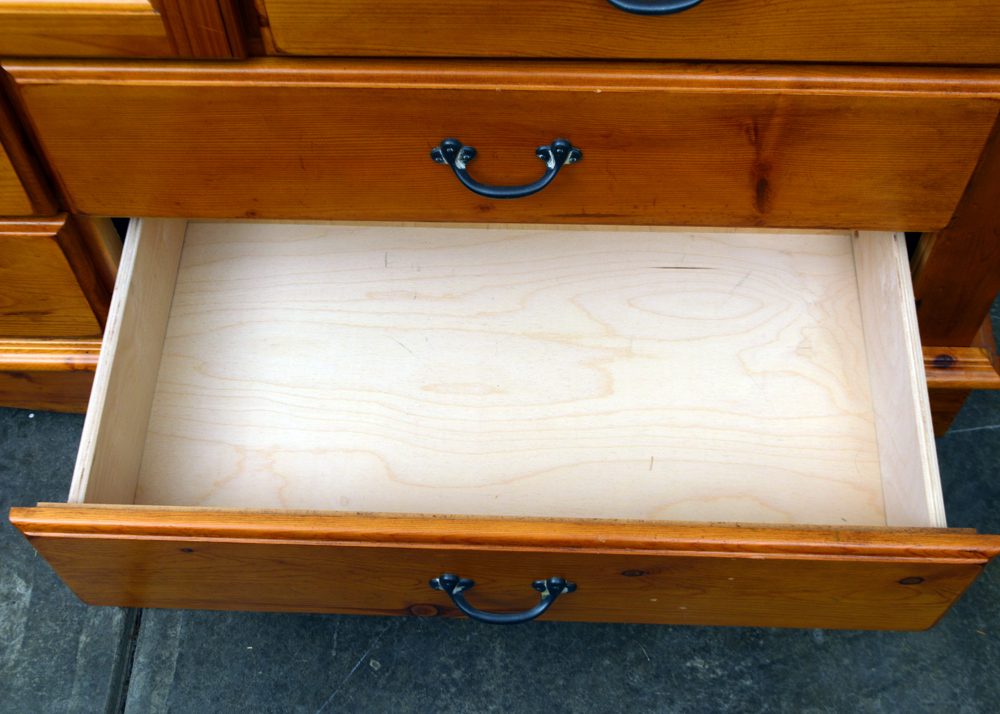 Pine Wood Dresser with Leaf Appliqué
