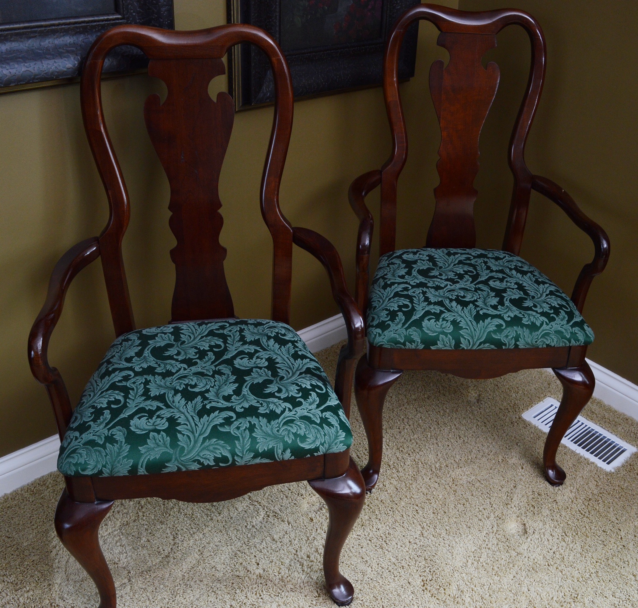 Thomasville Cherry Dining Table and Chairs