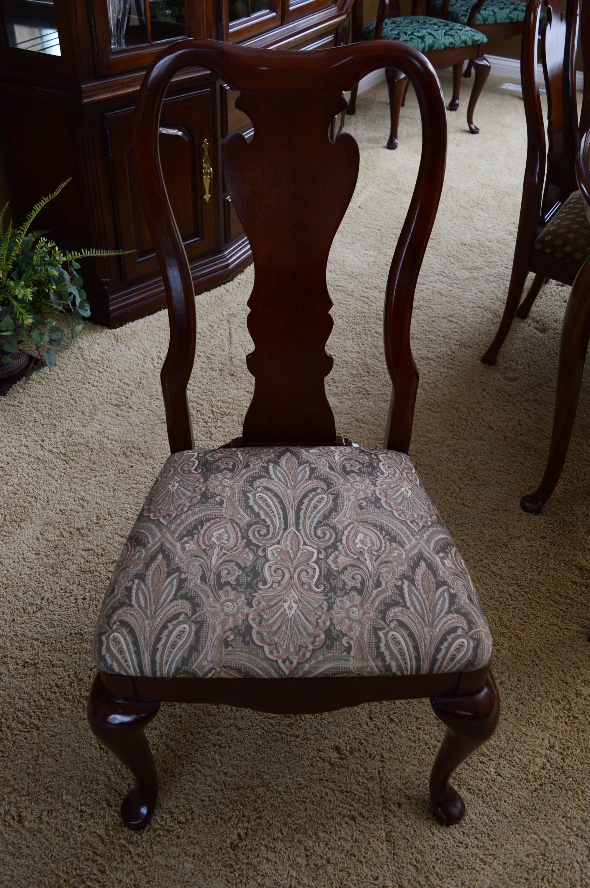 Thomasville Cherry Dining Table and Chairs