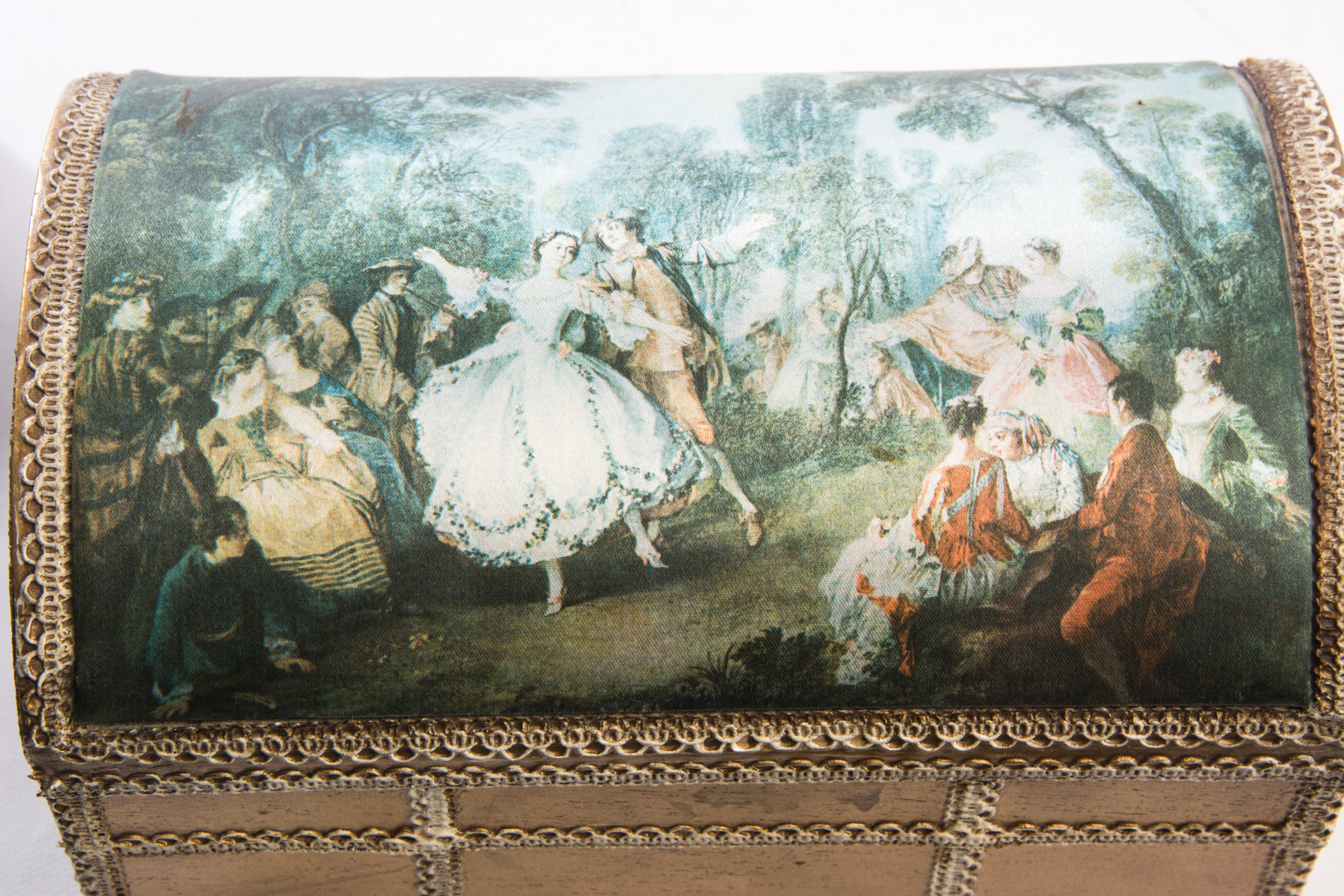 Jewelry Boxes Featuring Lane