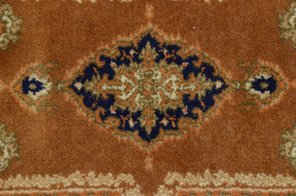 Persian Style Wool Sarouk Power Loomed Mat