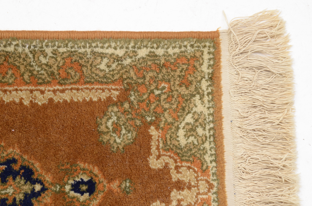 Persian Style Wool Sarouk Power Loomed Mat