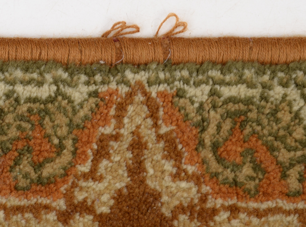 Persian Style Wool Sarouk Power Loomed Mat