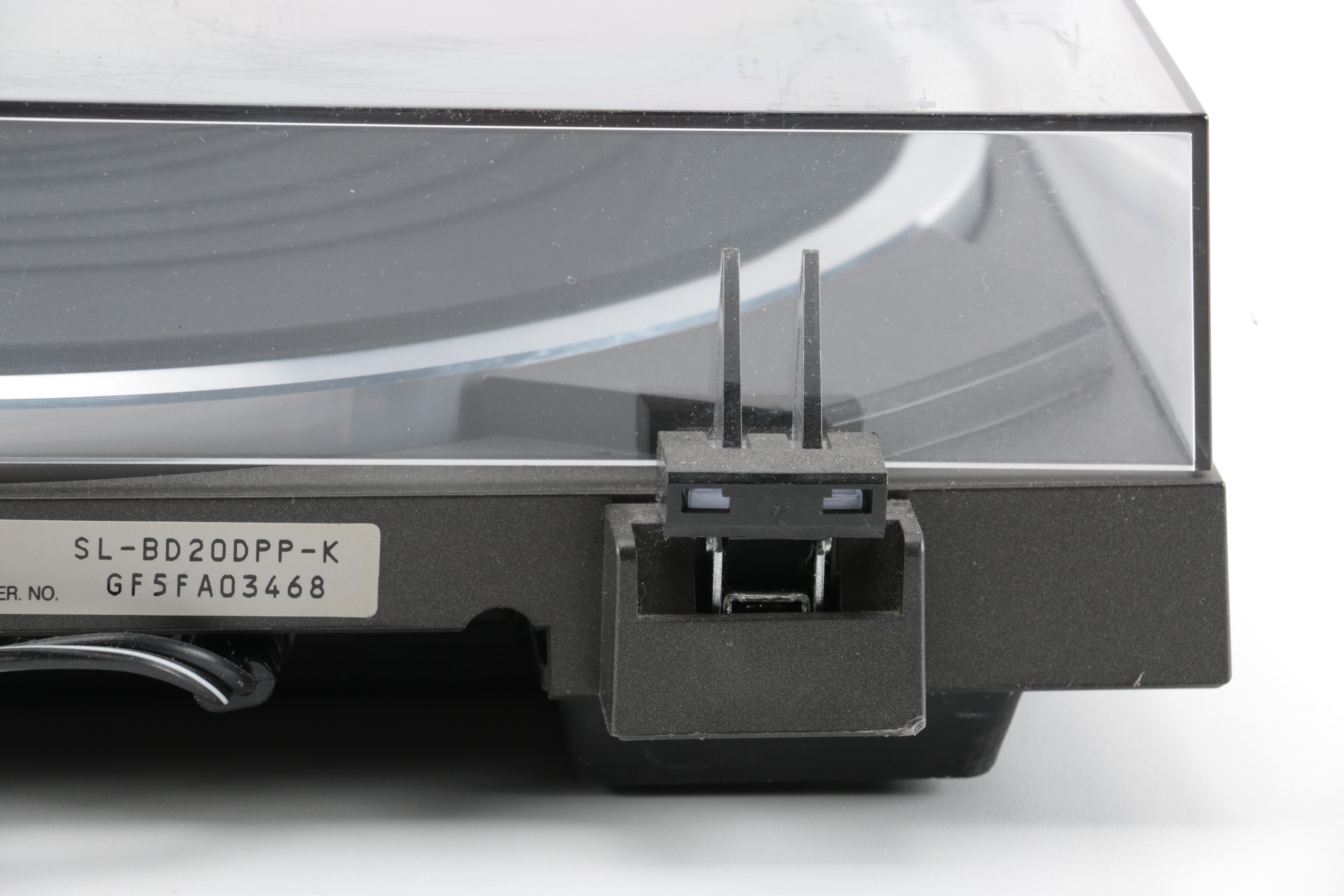 Technics DC Servo Automatic Turntable System SL-BD20D