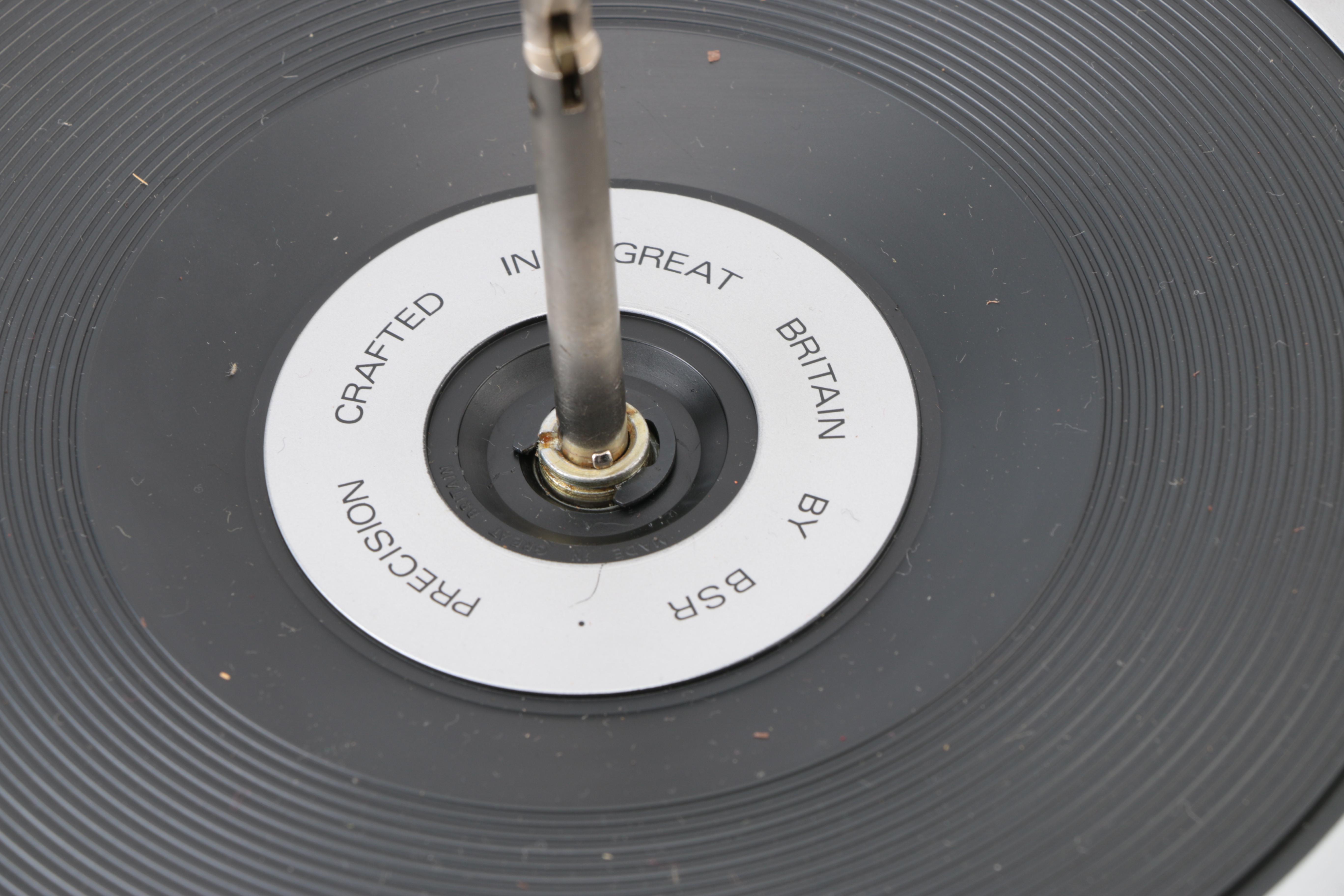 Emerson AM-FM Multiplex Receiver/Stereo 8-Track Player