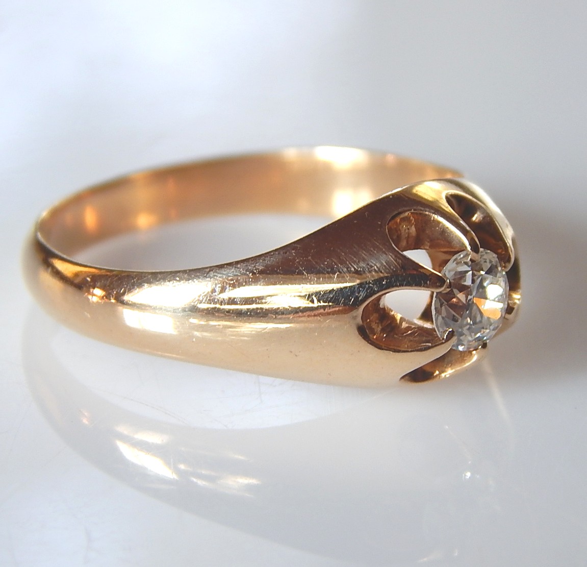 14K Yellow Gold Diamond Belcher Ring