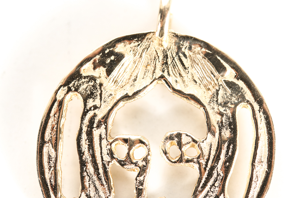 Evel Knievel Gifted 14K Yellow Gold Pendant of Jesus A