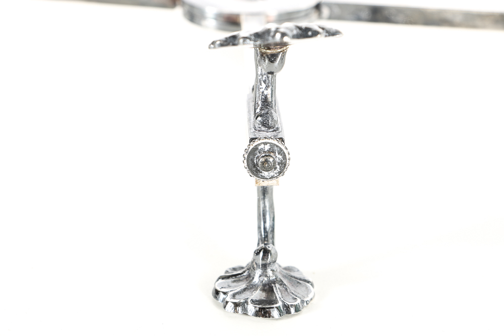 Vintage Prill Silver Co. Silver Plated Adjustable Dish Cross