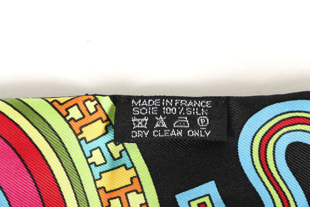 Hermès Fox Fur Collar and "Tohu Bohu" Twilly 24 Faubourg Scarf