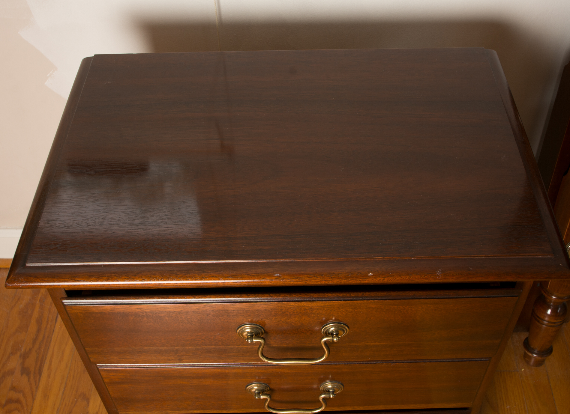 Dixie Furniture "Georgian Manor" Nightstand