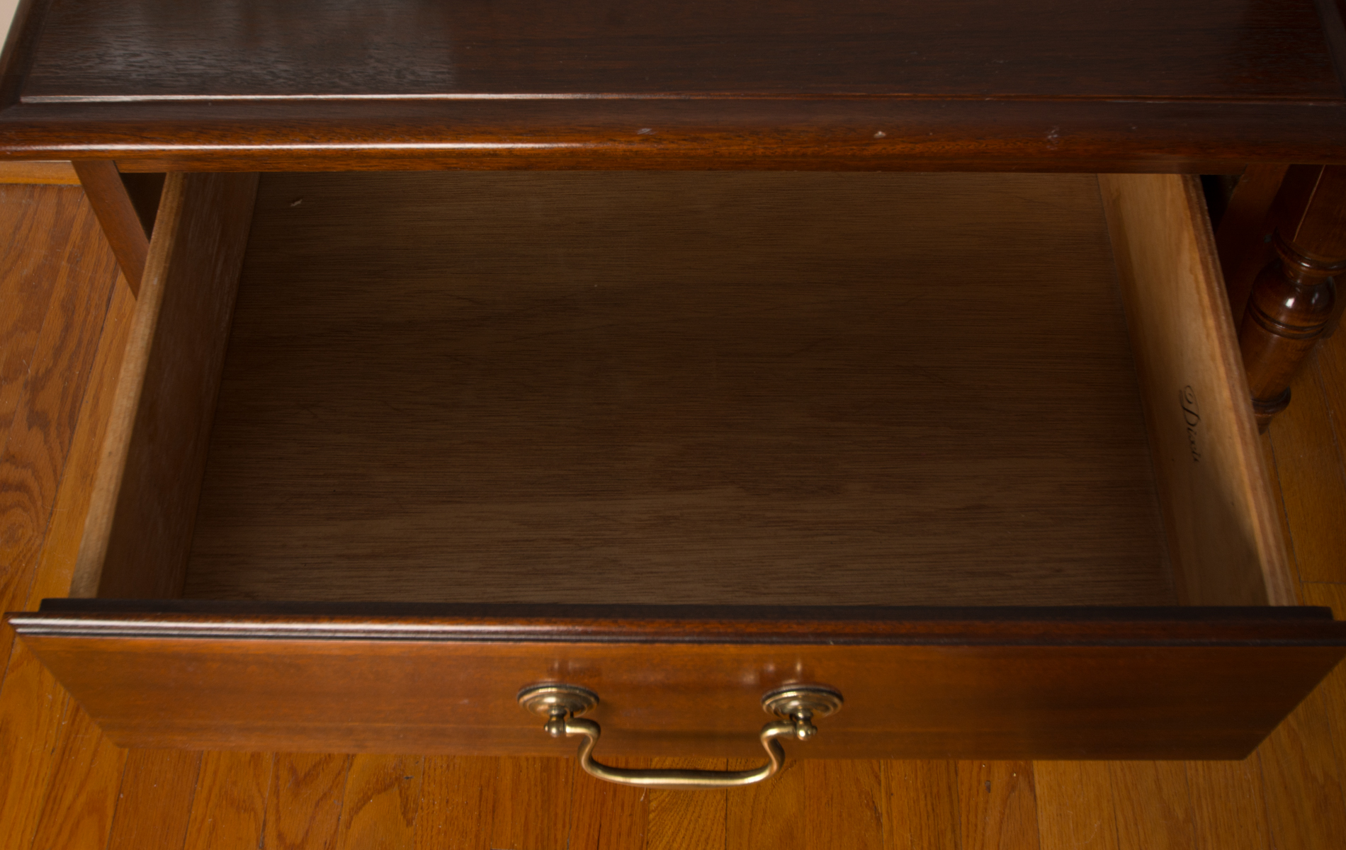 Dixie Furniture "Georgian Manor" Nightstand