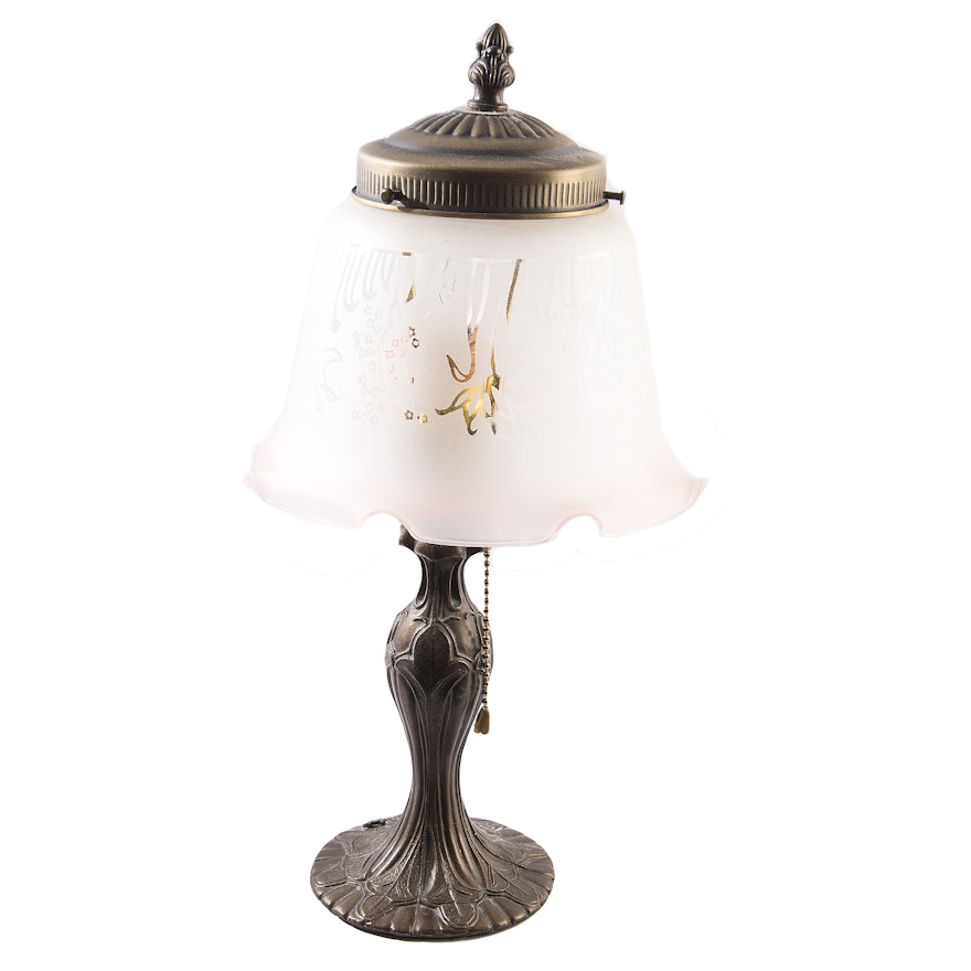 Victorian Style Bronze Tone Table Lamp