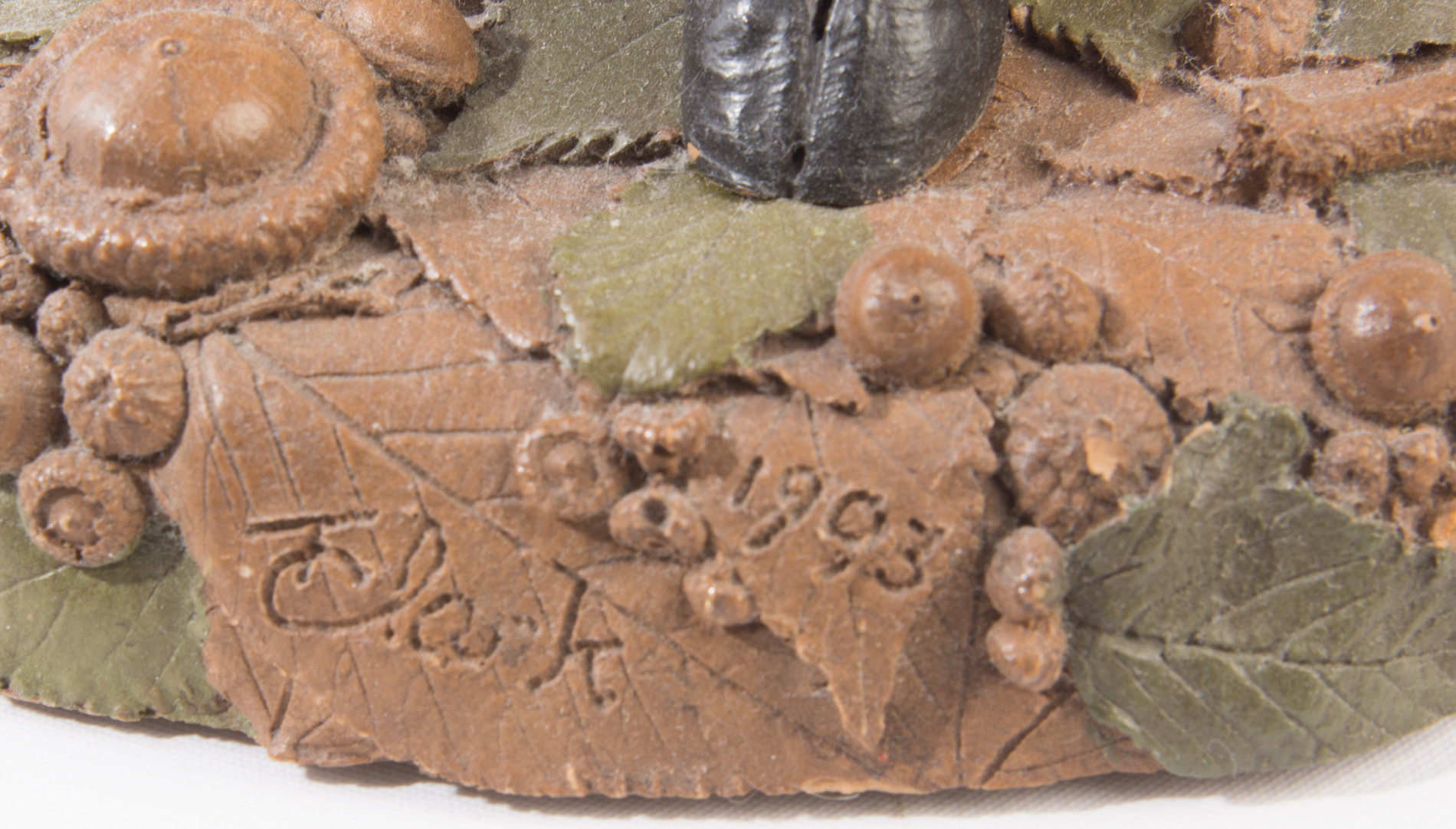 "Spring Cleaning" Tom Clark Gnome Figurine