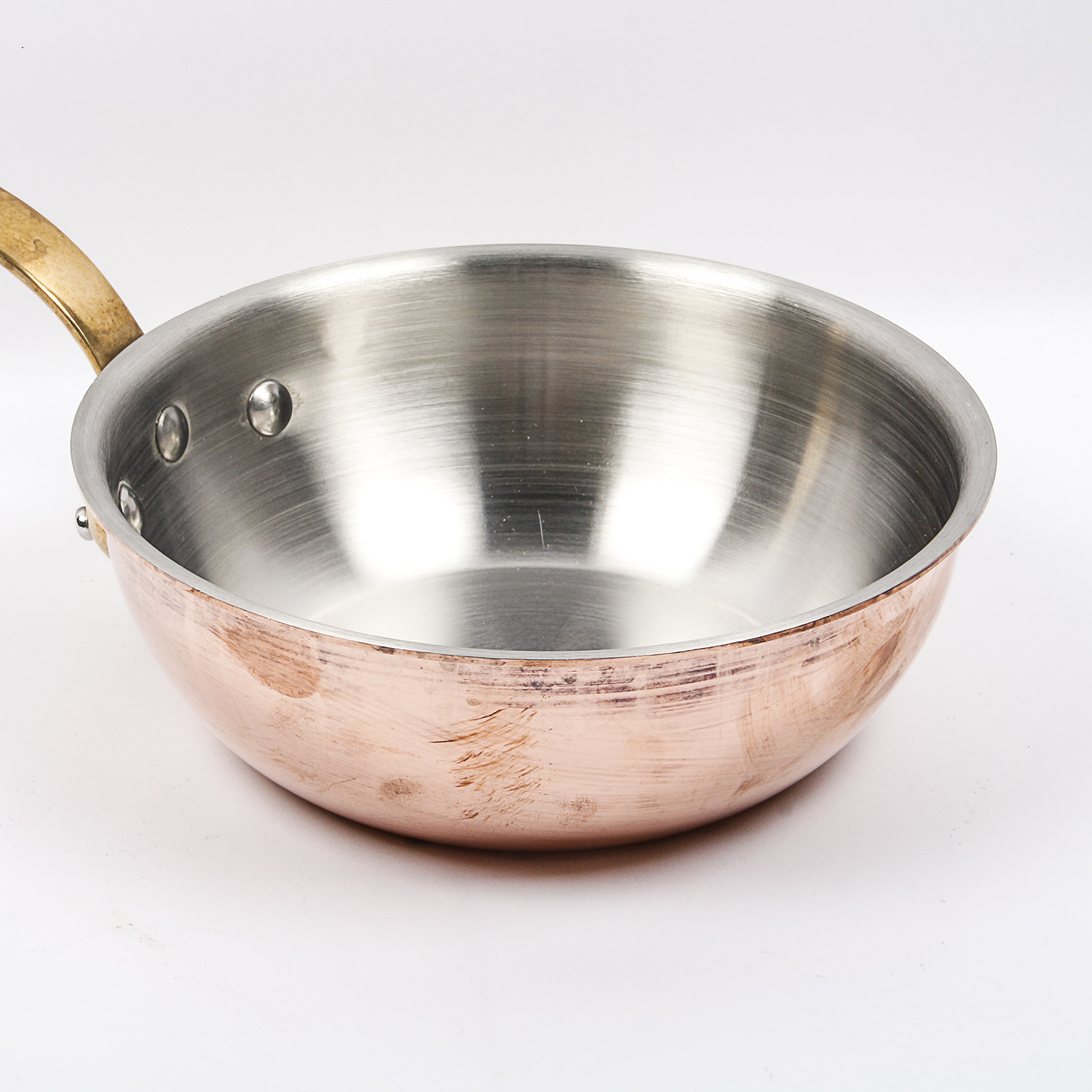 Williams Sonoma 1.75 Quart Saucier Pan and Lid