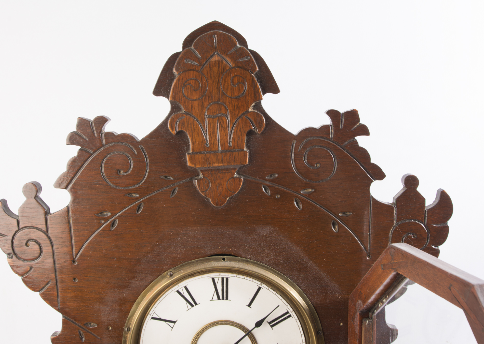 Antique Sessions Gingerbread Kitchen Clock