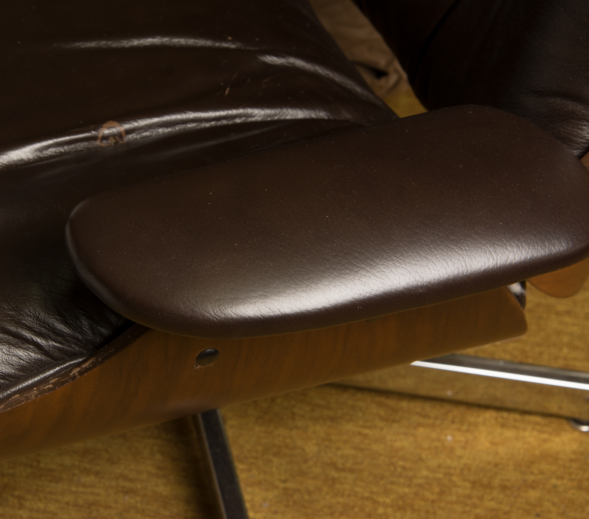 Eames Style Lounge Chair