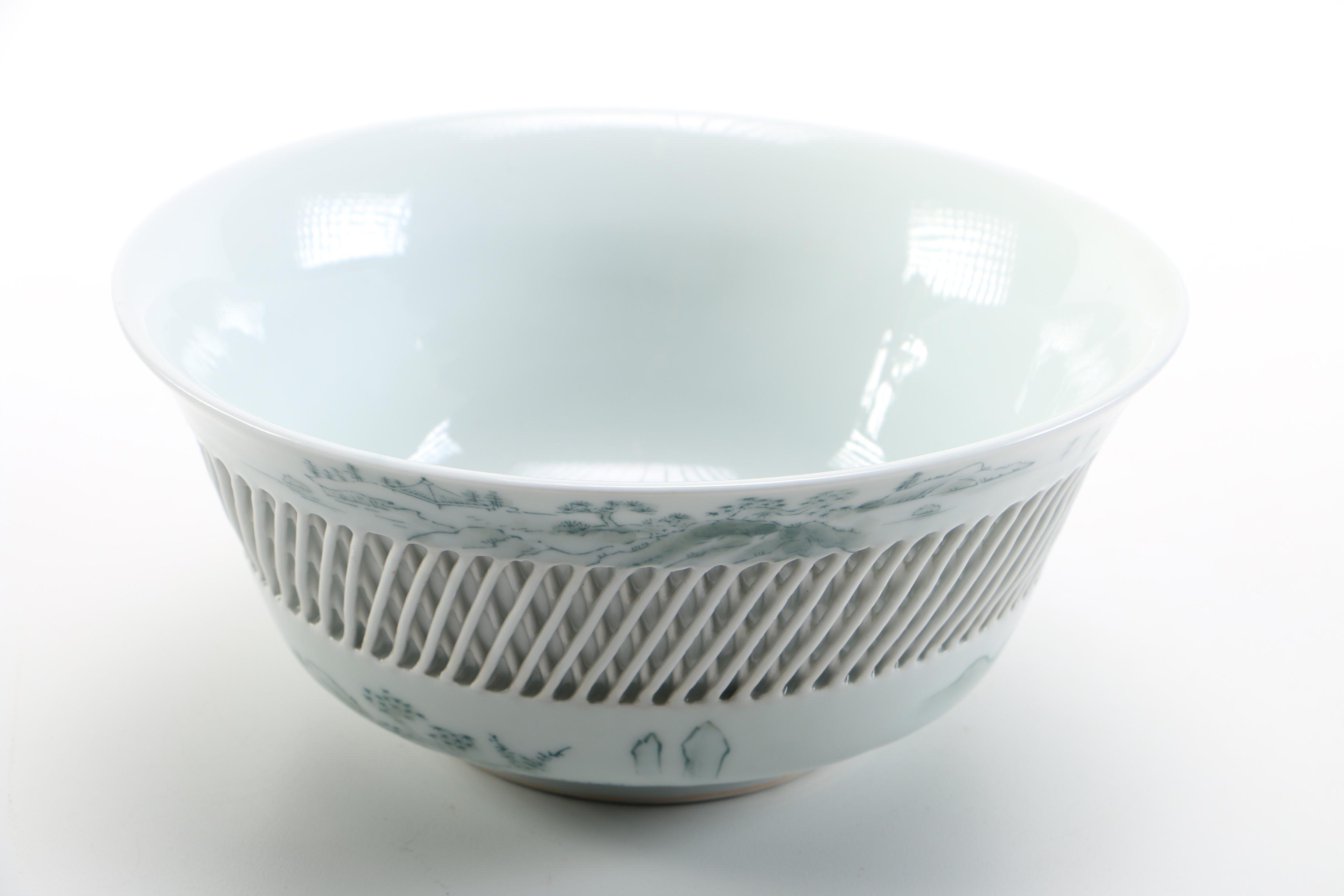 Japanese Imari Ware Porcelain Bowl