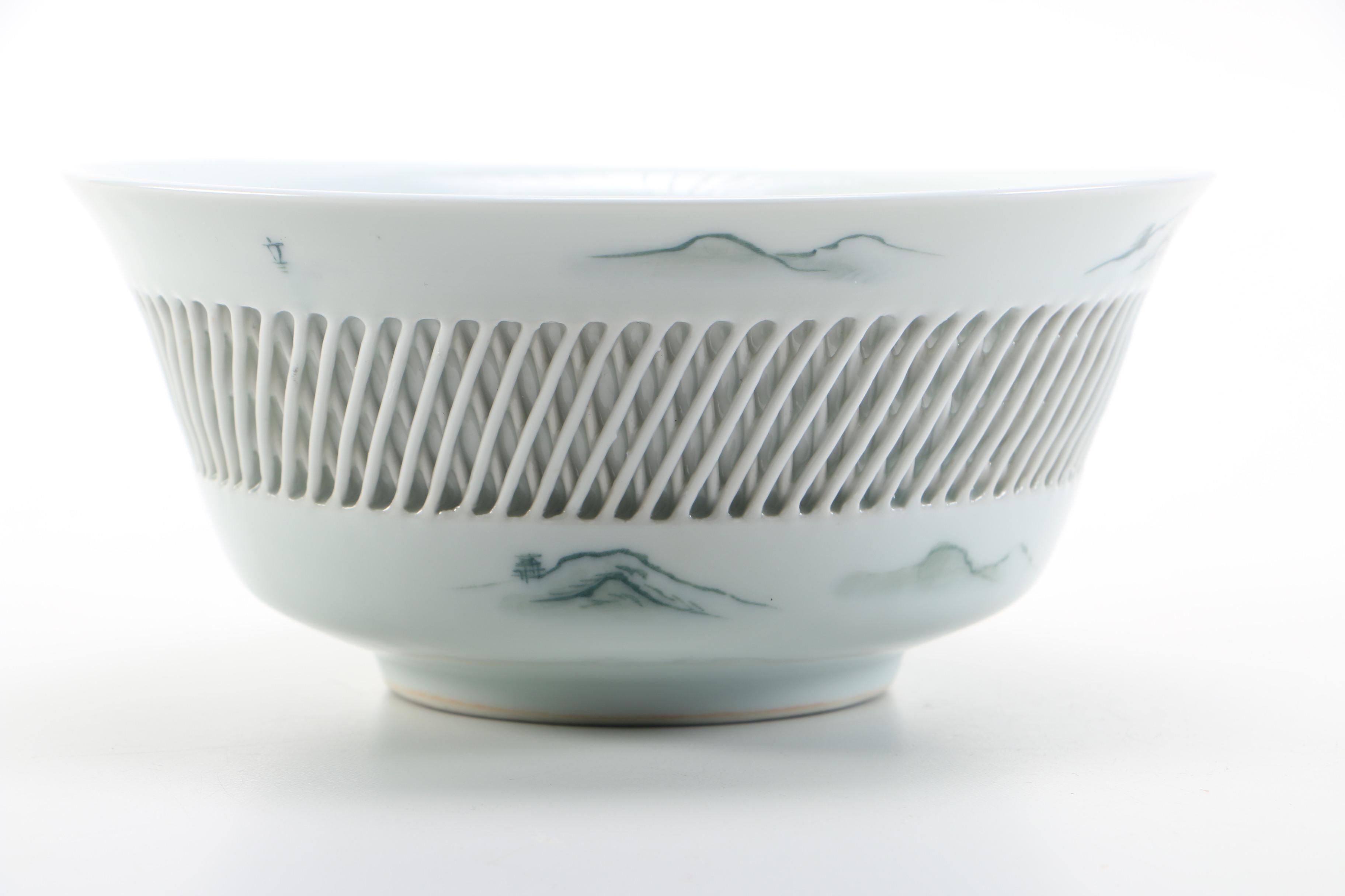 Japanese Imari Ware Porcelain Bowl