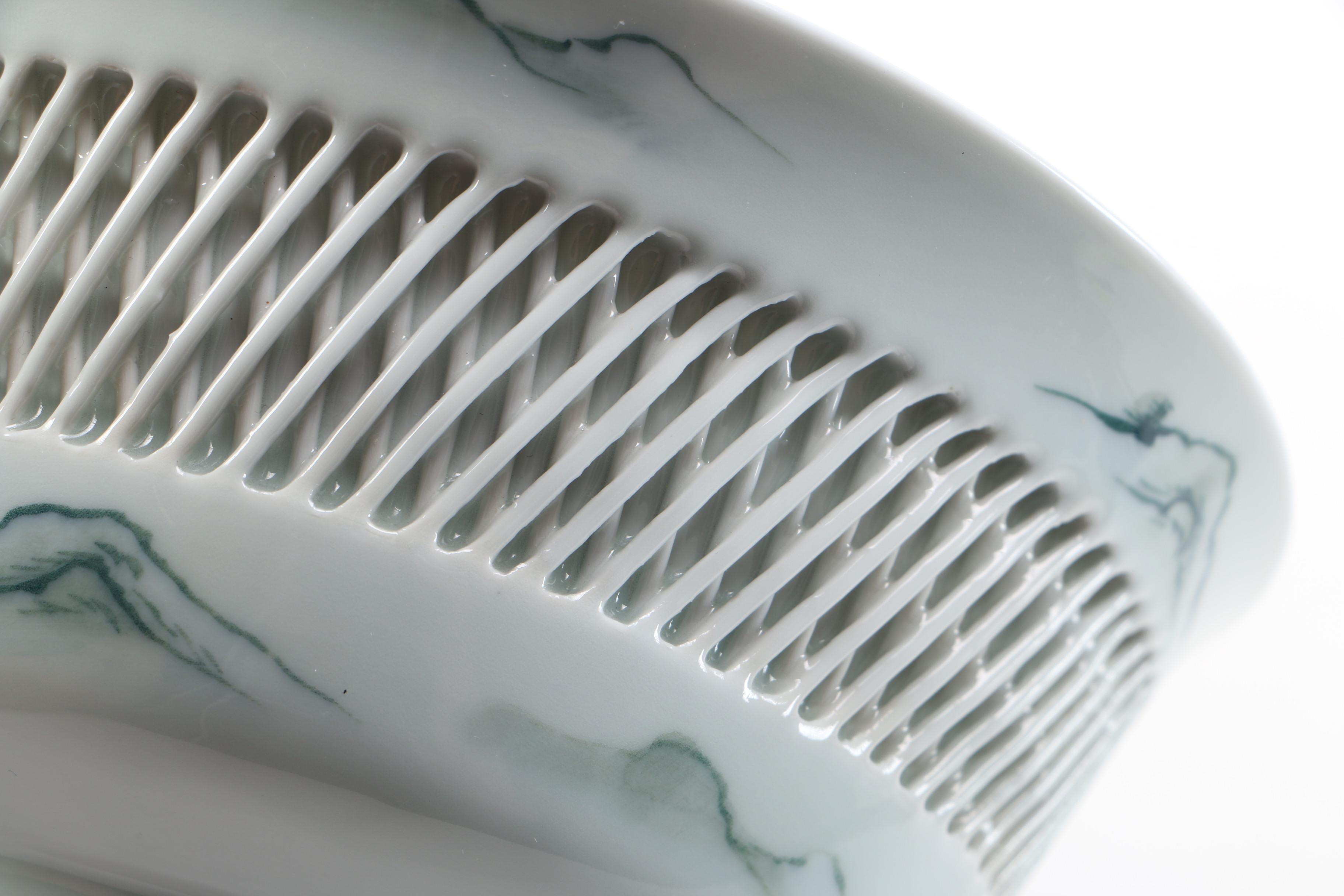 Japanese Imari Ware Porcelain Bowl