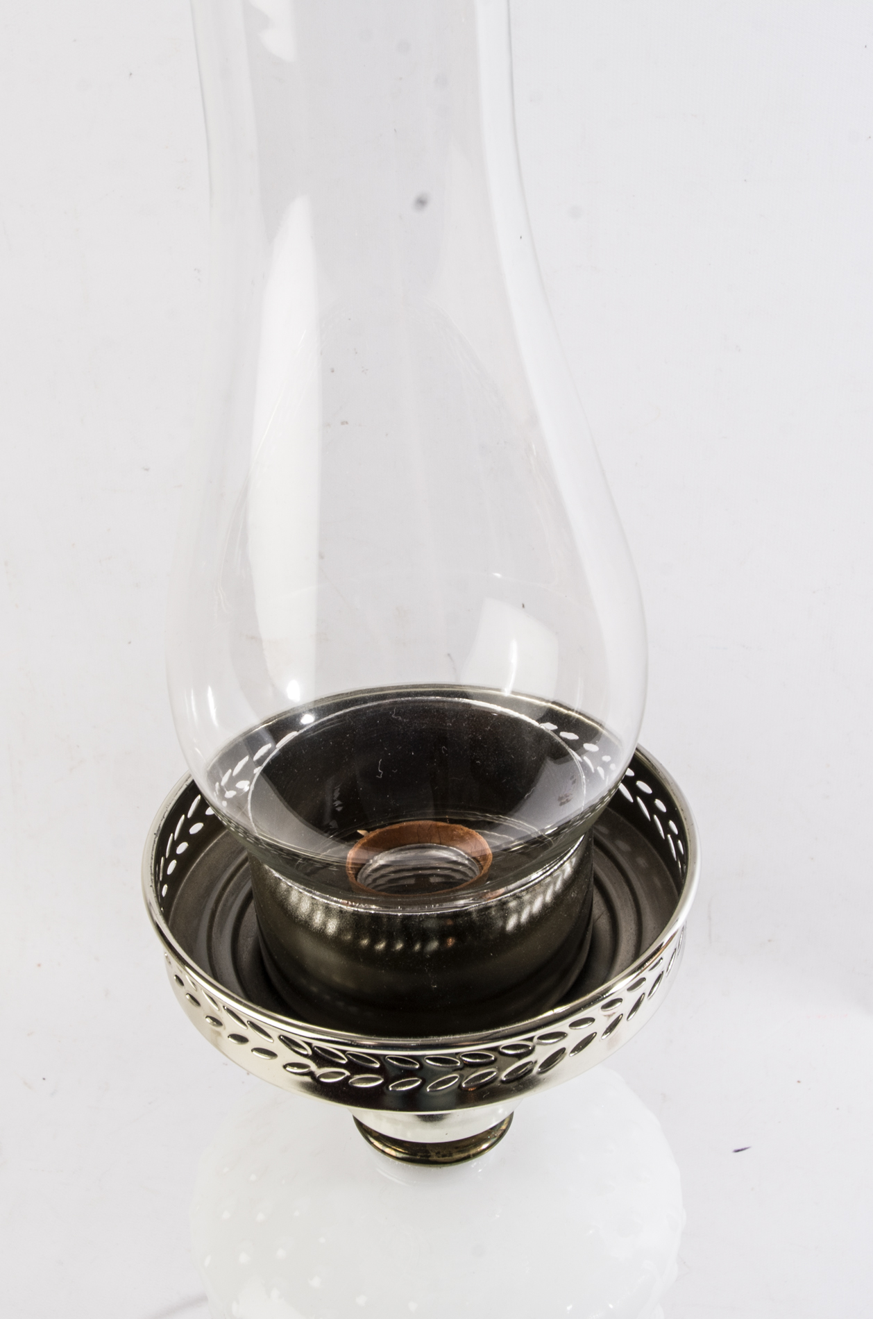 Vintage Milk Glass Hobnail Parlor Lamp