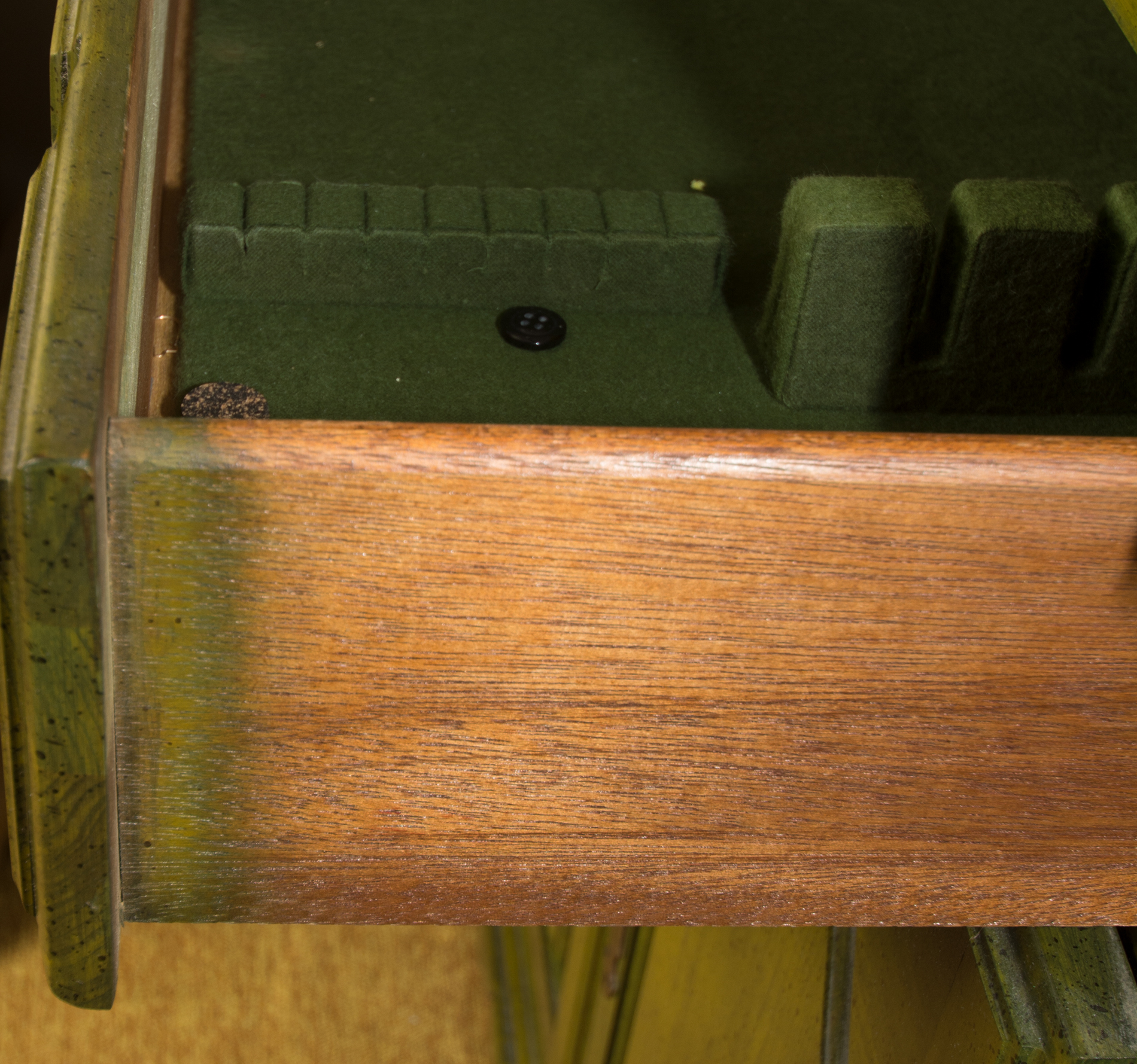 American Drew Dry Sink Buffet Server