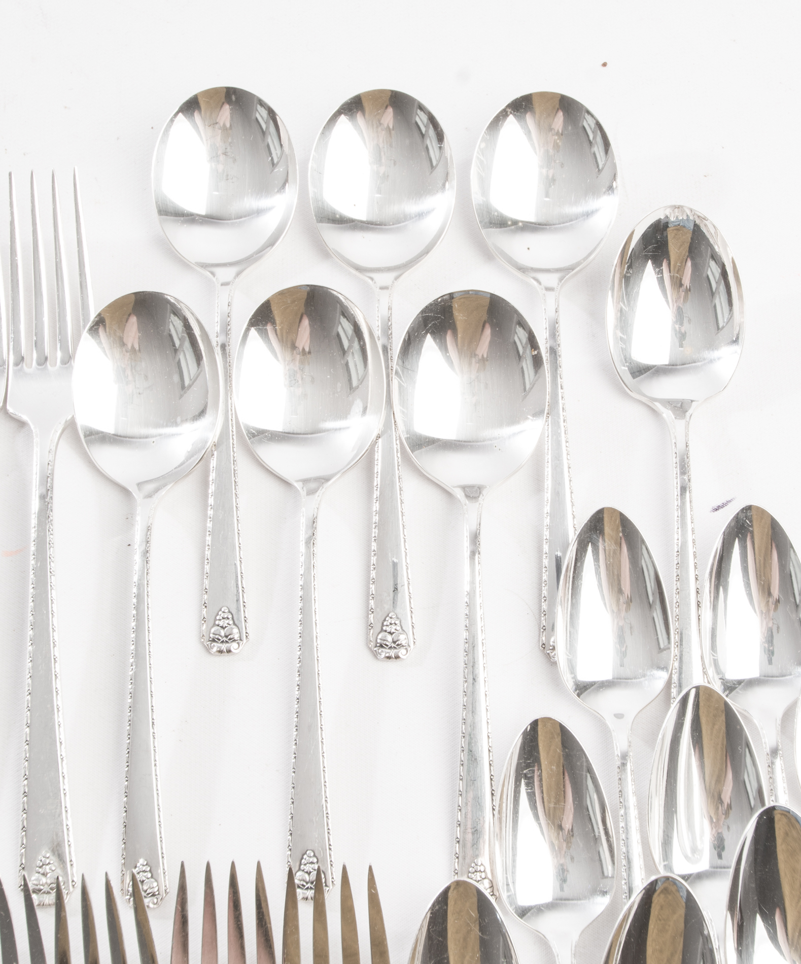 Prestige "Bordeaux" Place Settings for Six including Serving Pieces