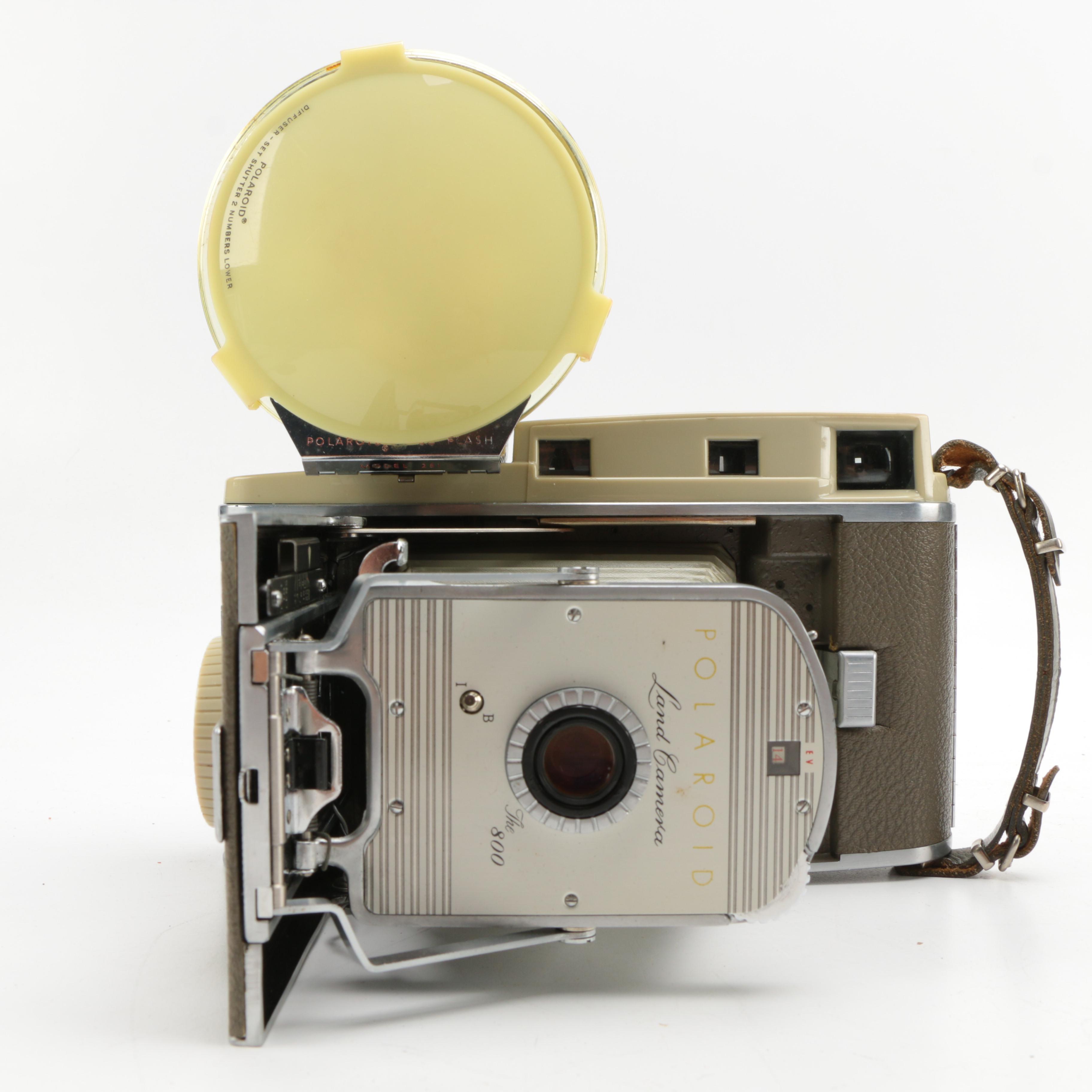 Vintage Polaroid "The 800" Land Camera