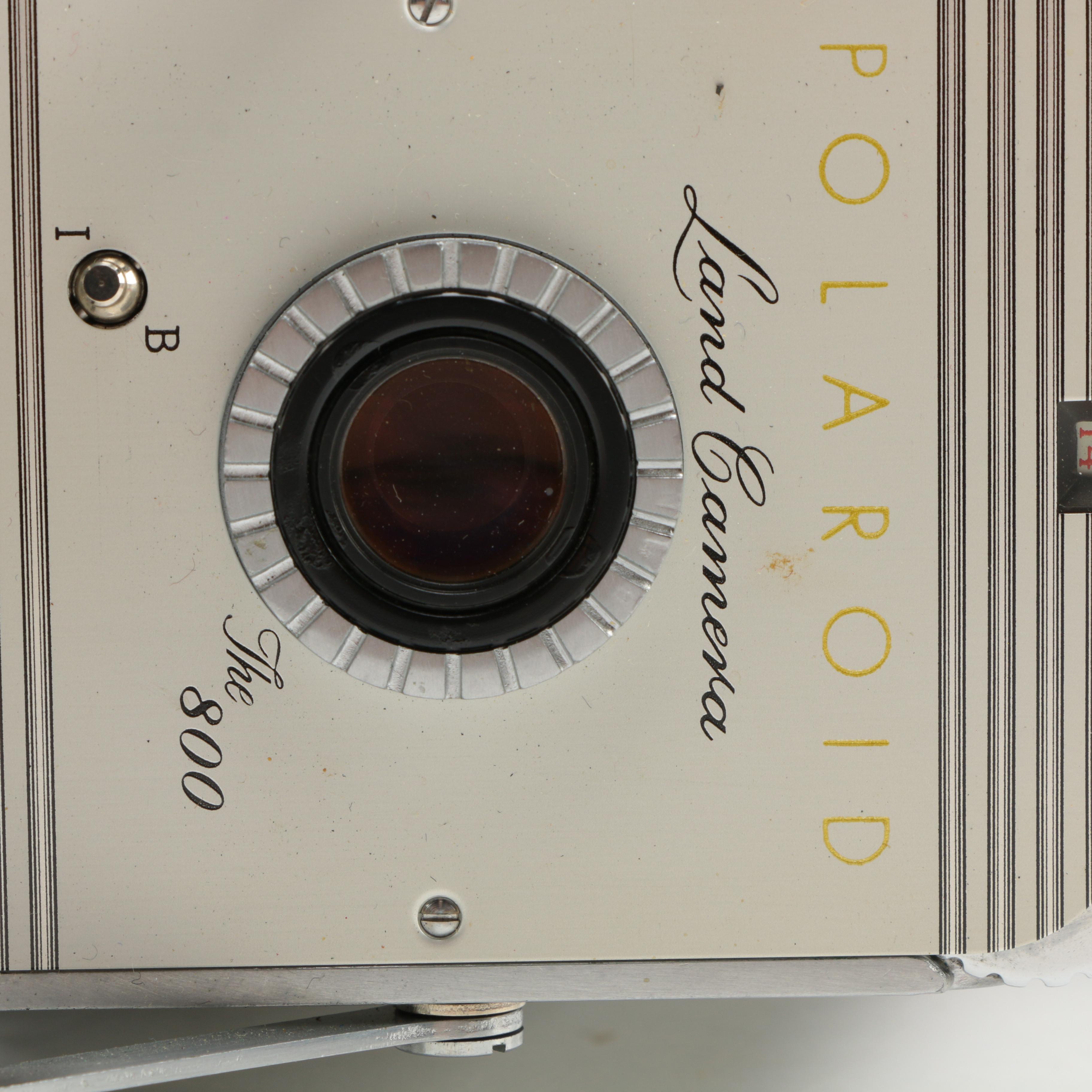 Vintage Polaroid "The 800" Land Camera