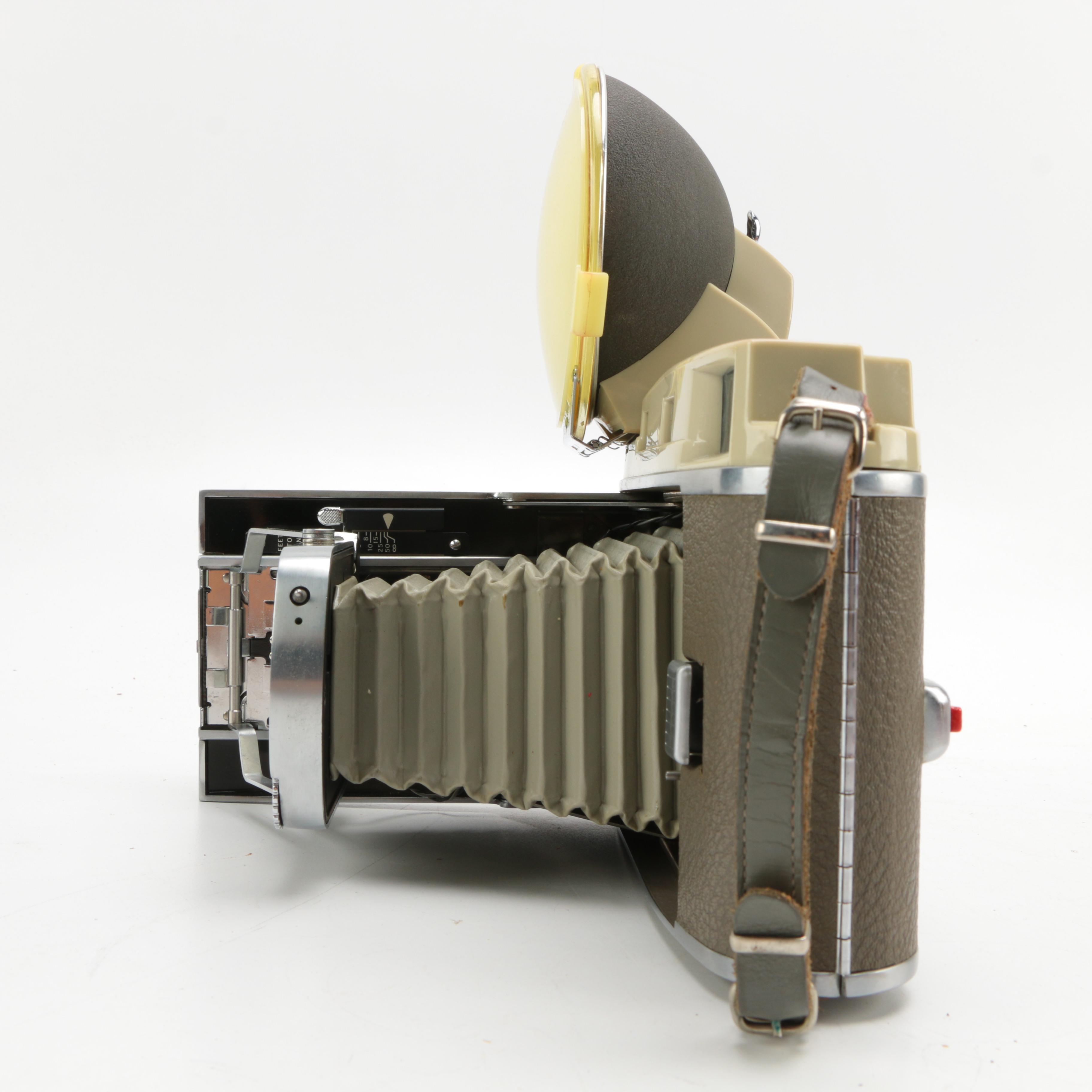 Vintage Polaroid "The 800" Land Camera