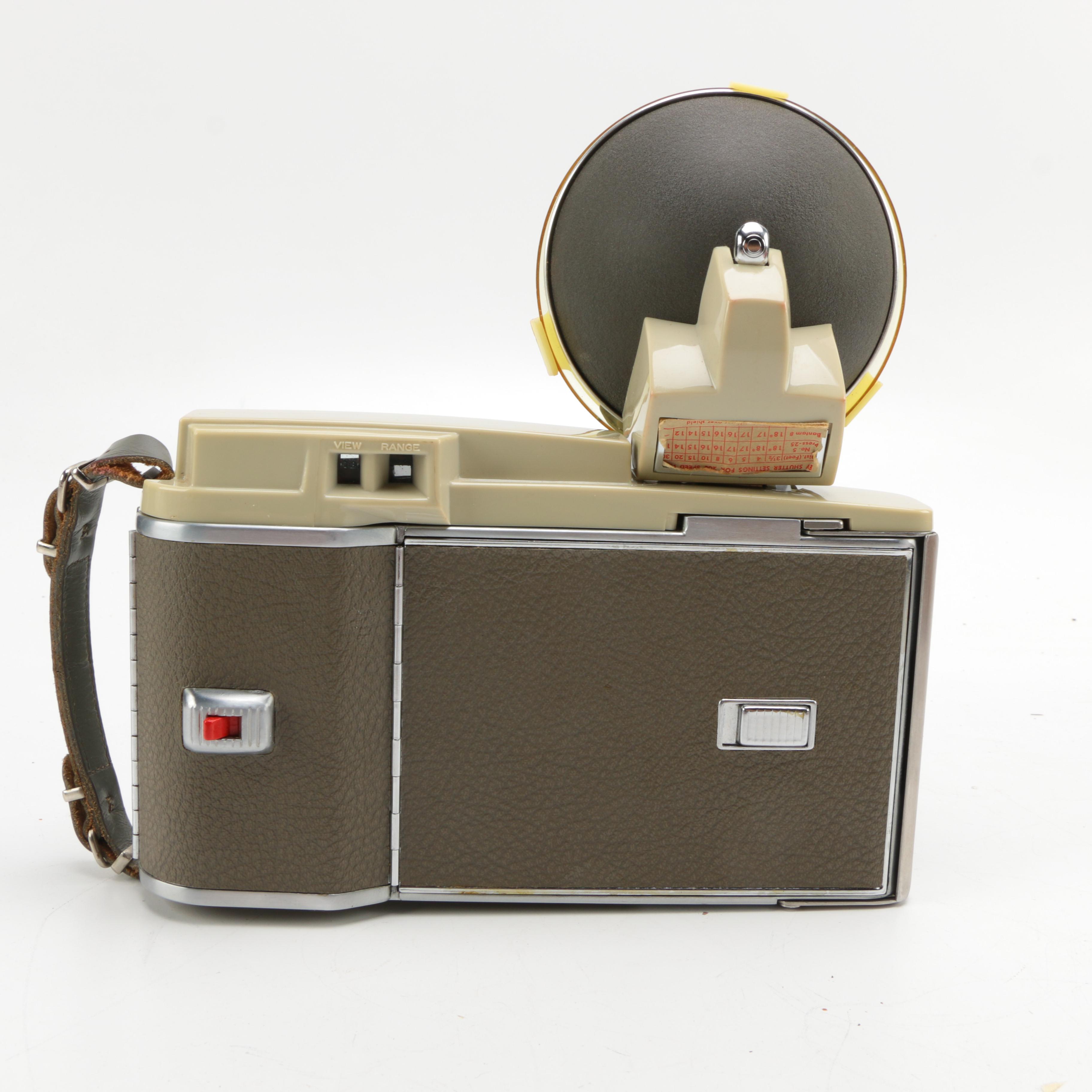 Vintage Polaroid "The 800" Land Camera