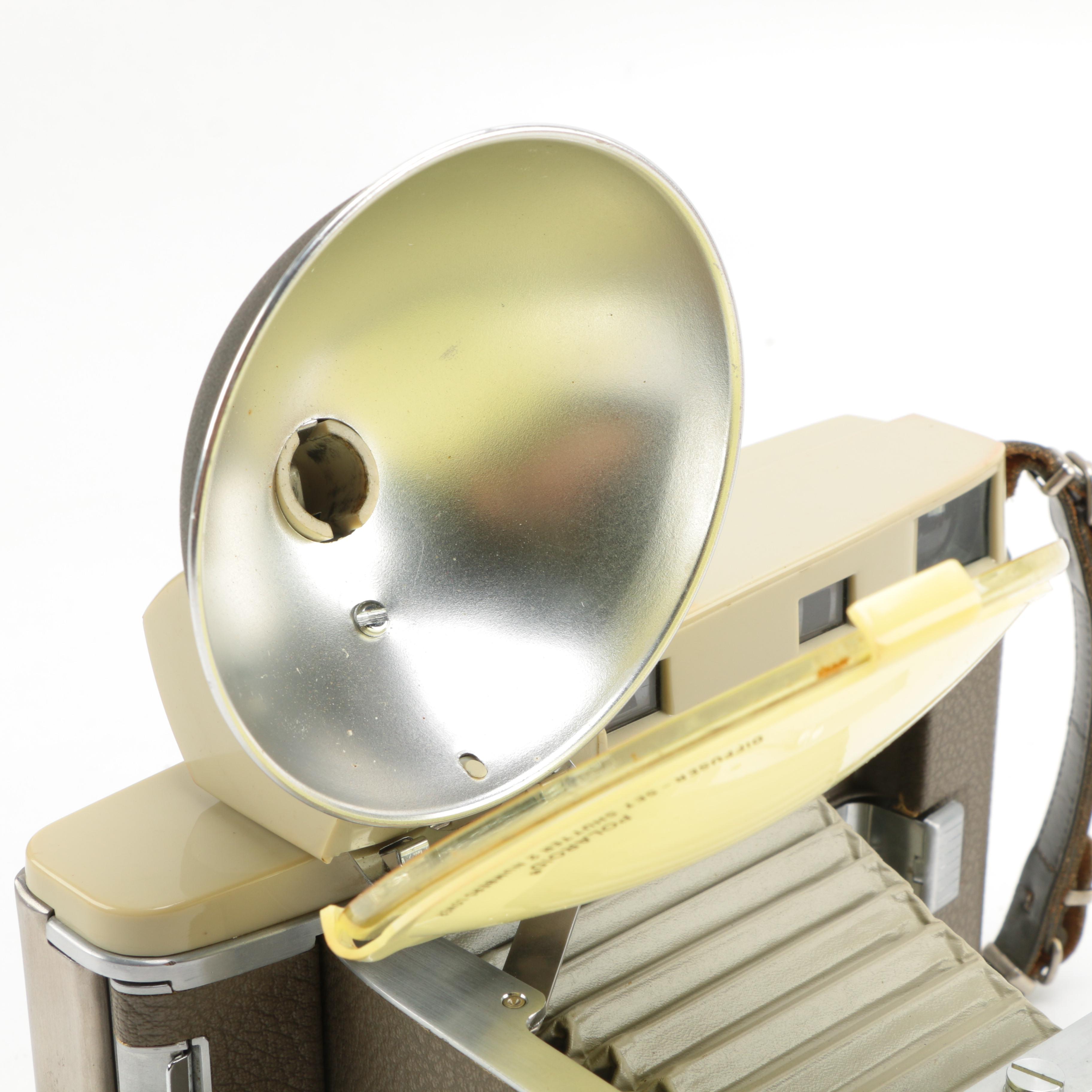 Vintage Polaroid "The 800" Land Camera