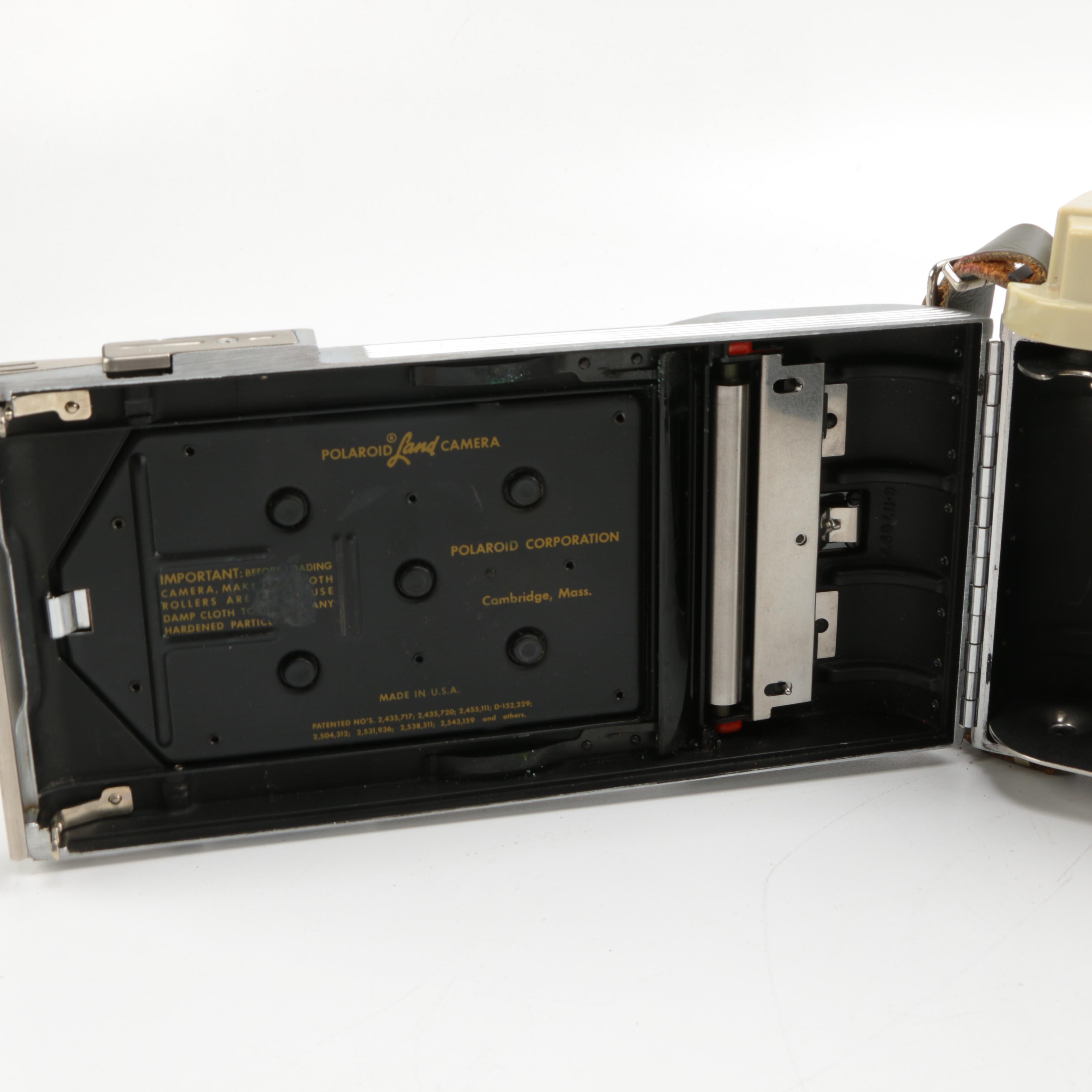 Vintage Polaroid "The 800" Land Camera