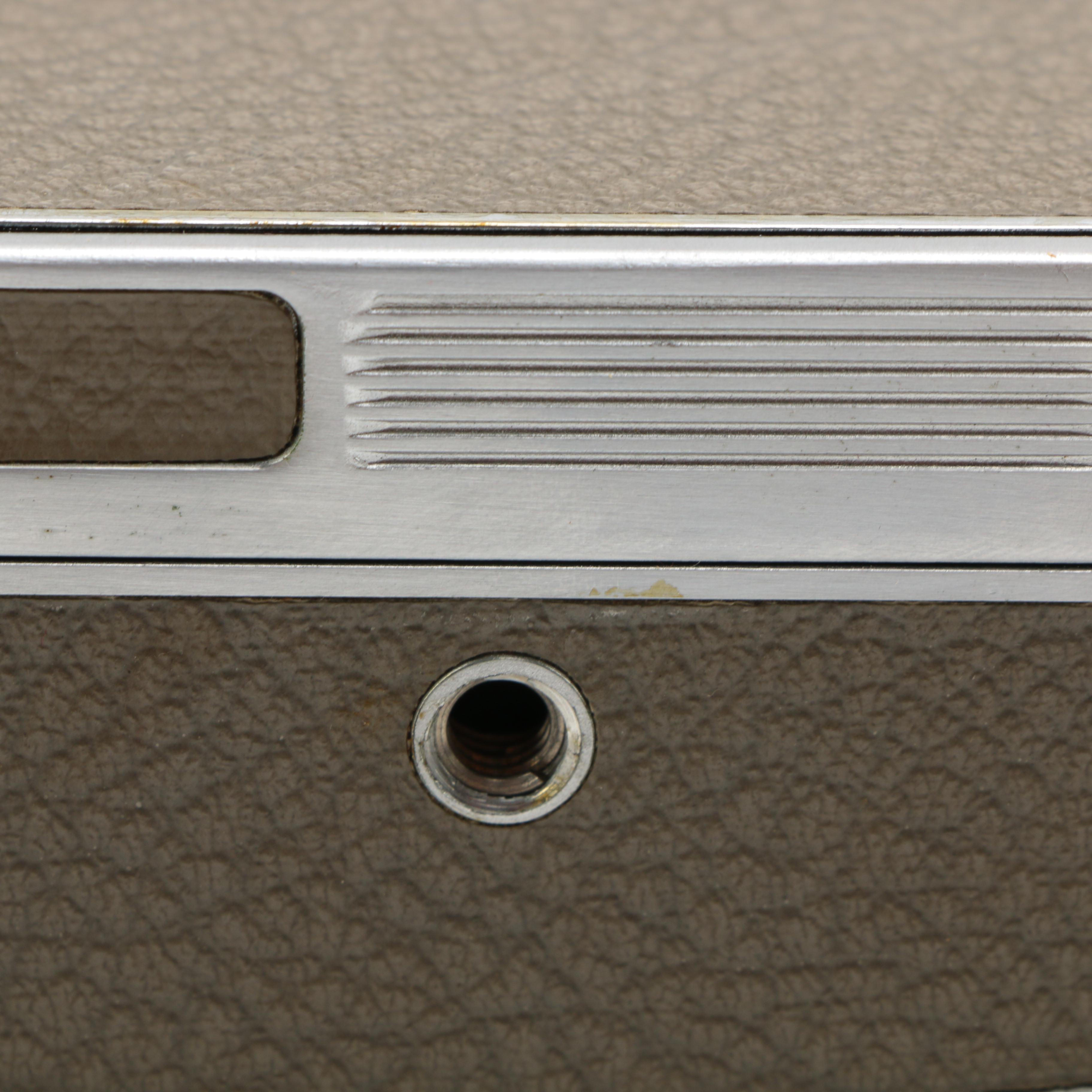 Vintage Polaroid "The 800" Land Camera