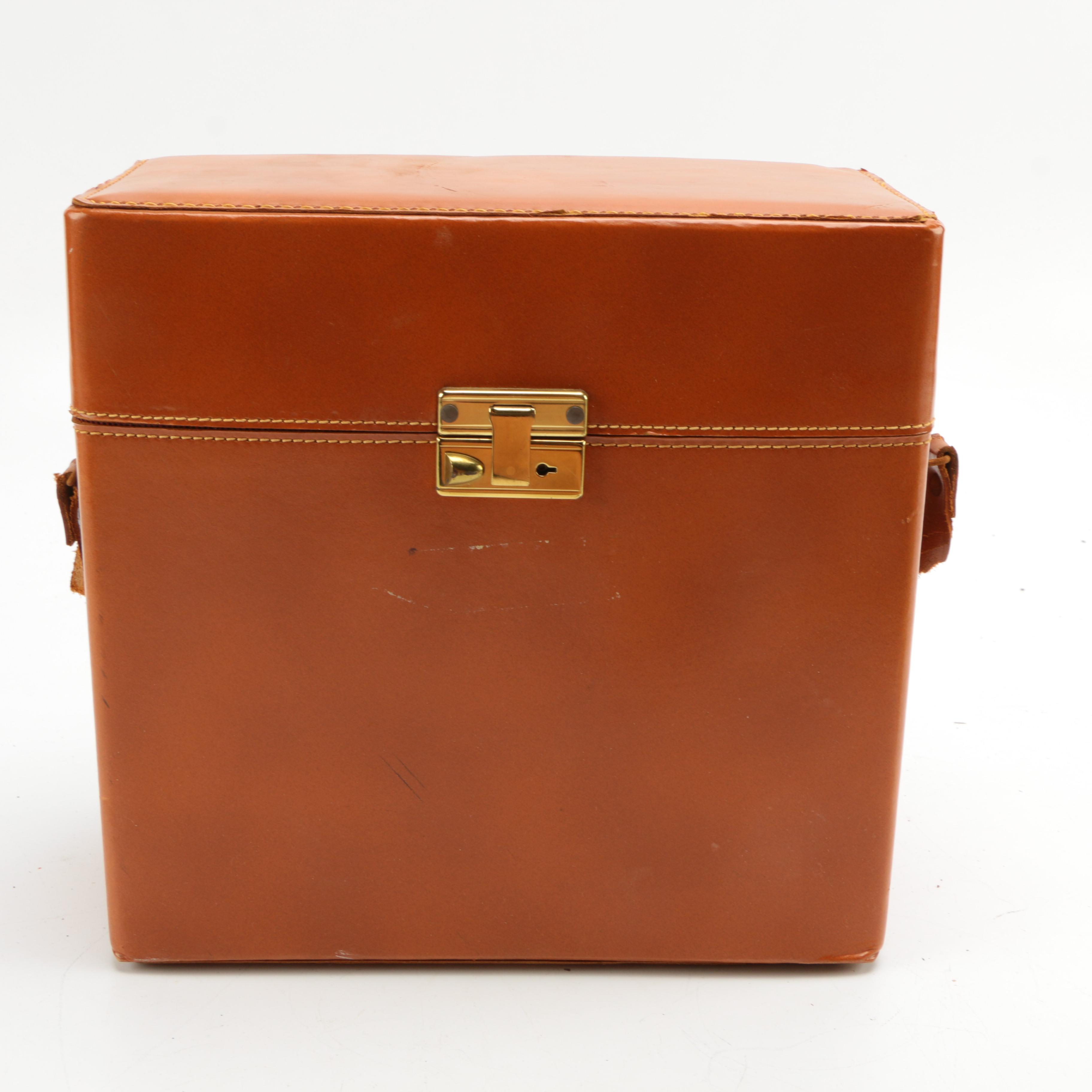 Vintage Polaroid "The 800" Land Camera