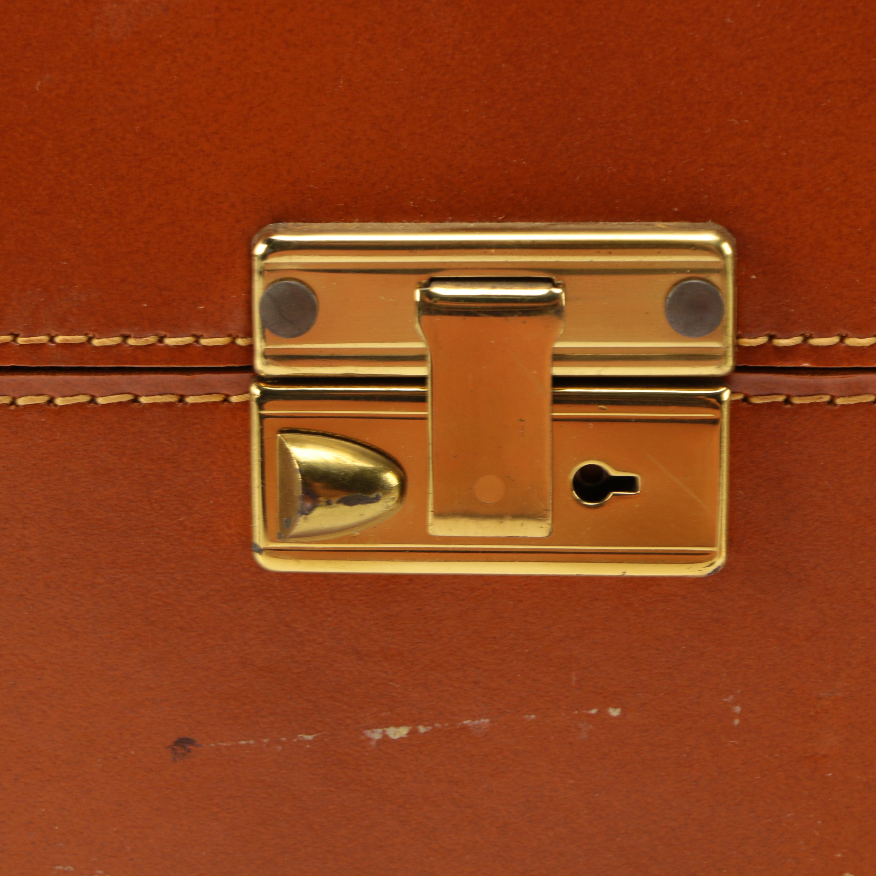 Vintage Polaroid "The 800" Land Camera