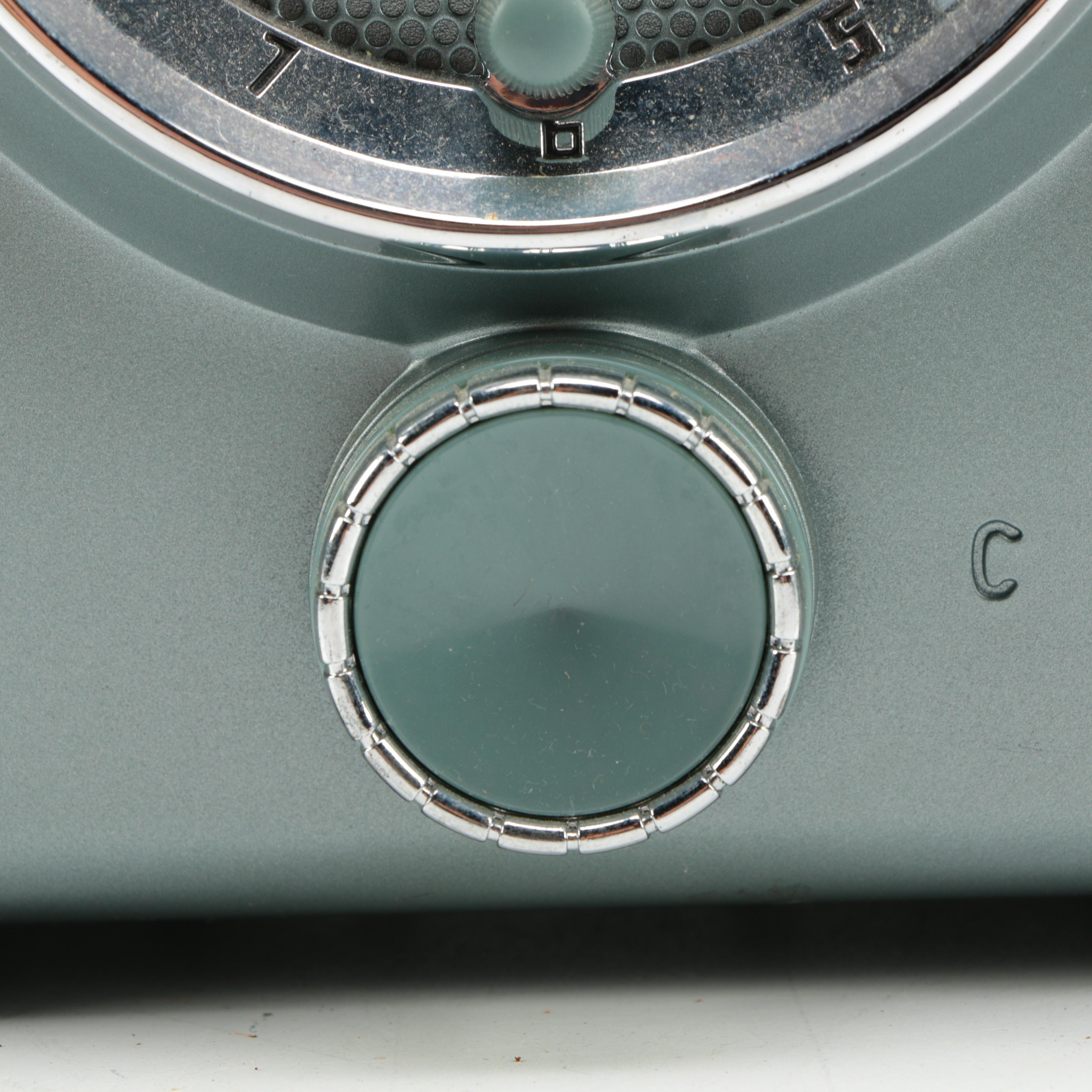 Replica Crosley CR52 Radio