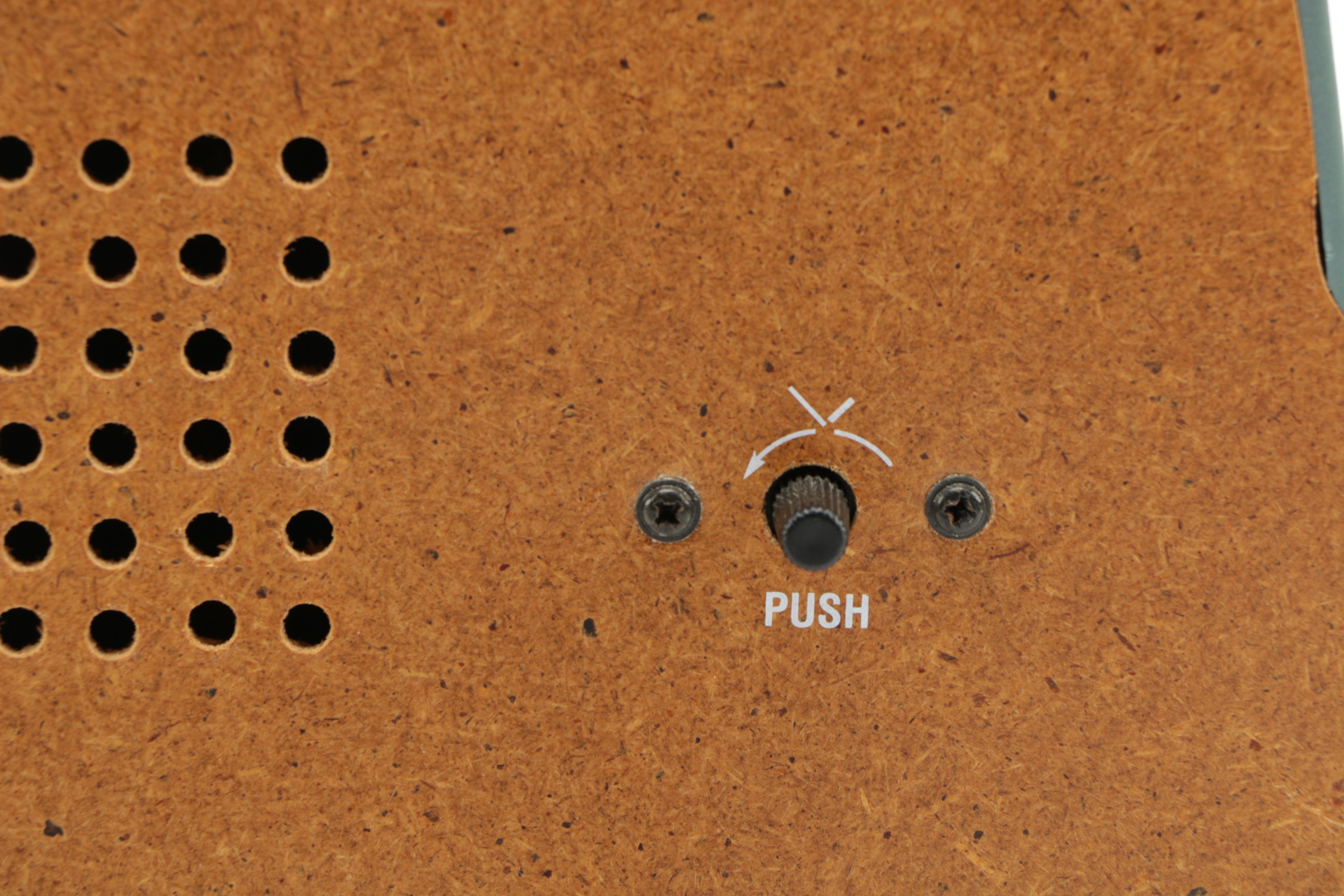 Replica Crosley CR52 Radio