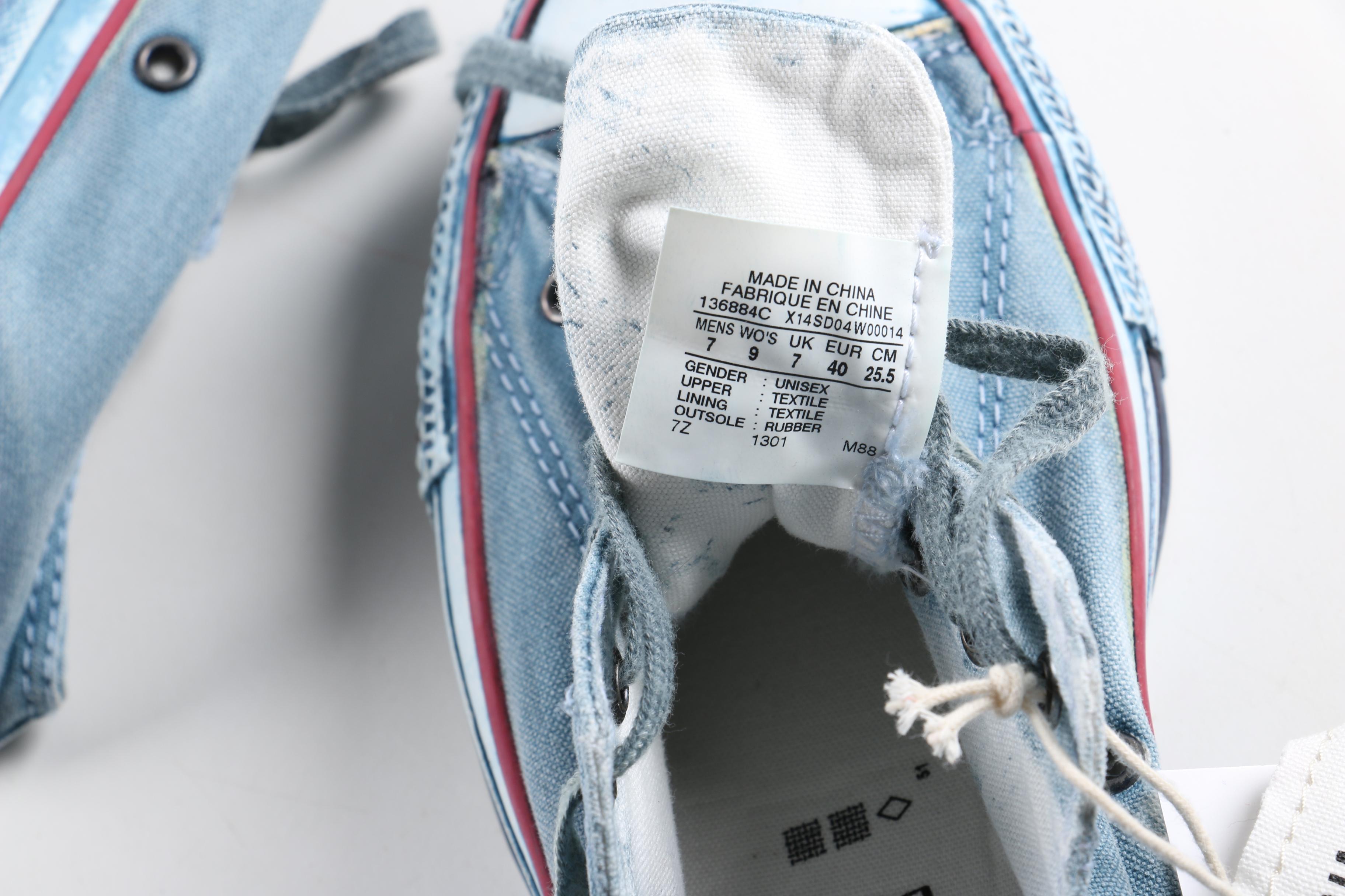 Converse Chuck Taylor All Star Unisex Lace Up Sneakers