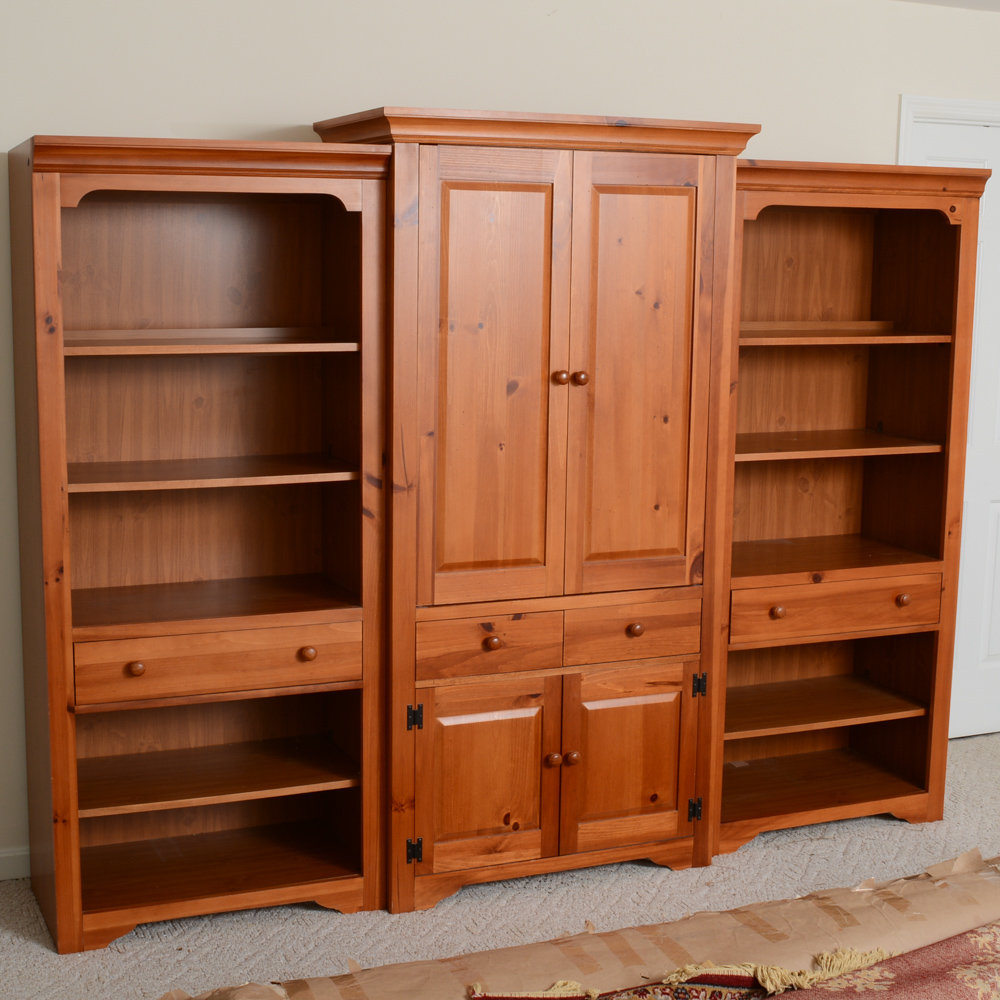 Broyhill Wooden Media Cabinet