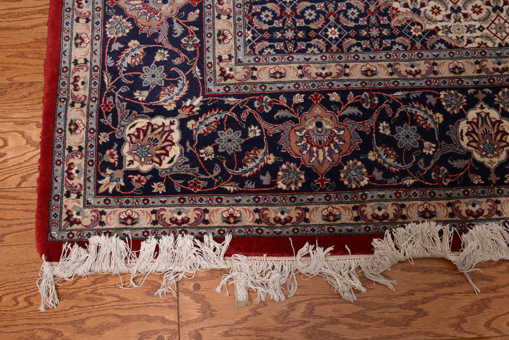 Signed Rug Gallery Hand-Knotted Pakistani Wool Area Rug