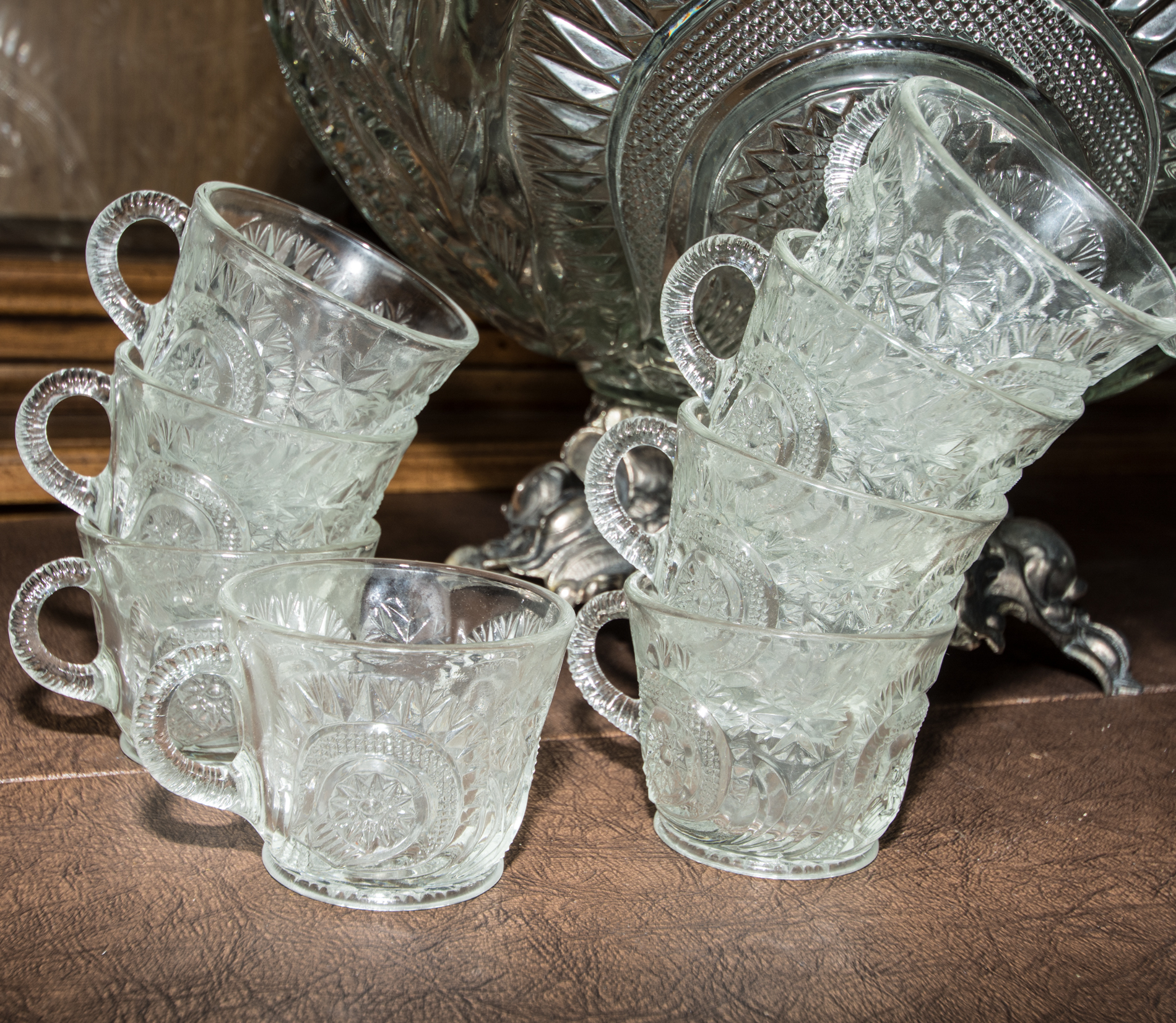 Colony Lancaster Pitman-Dreitzer "Pinwheel & Star" Punch Bowl Set