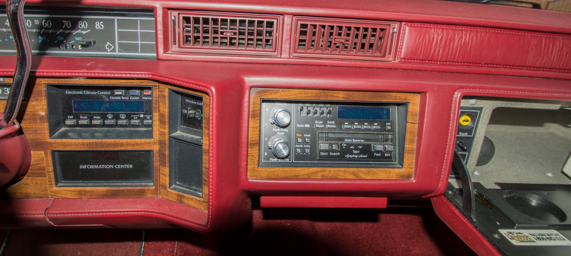 1992 Cadillac Sedan de Ville