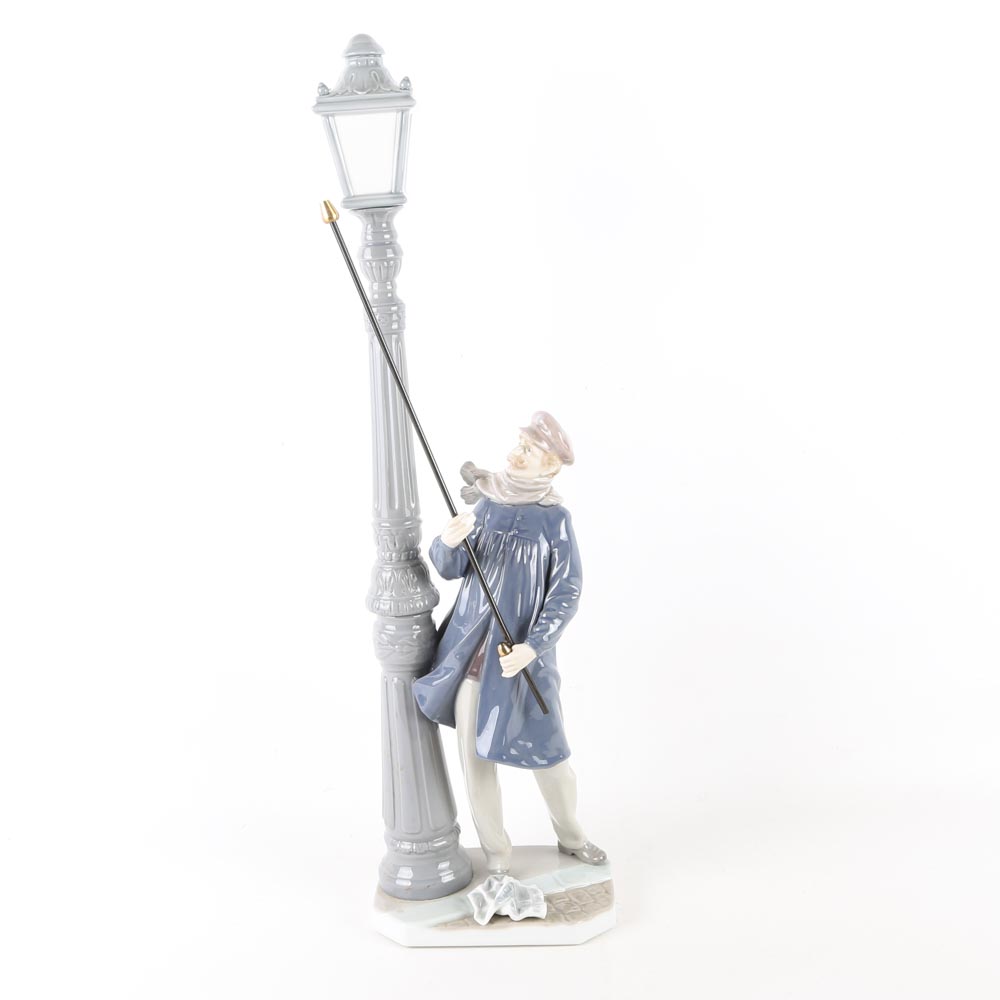 Lladro "Lamplighter" Porcelain Figurine