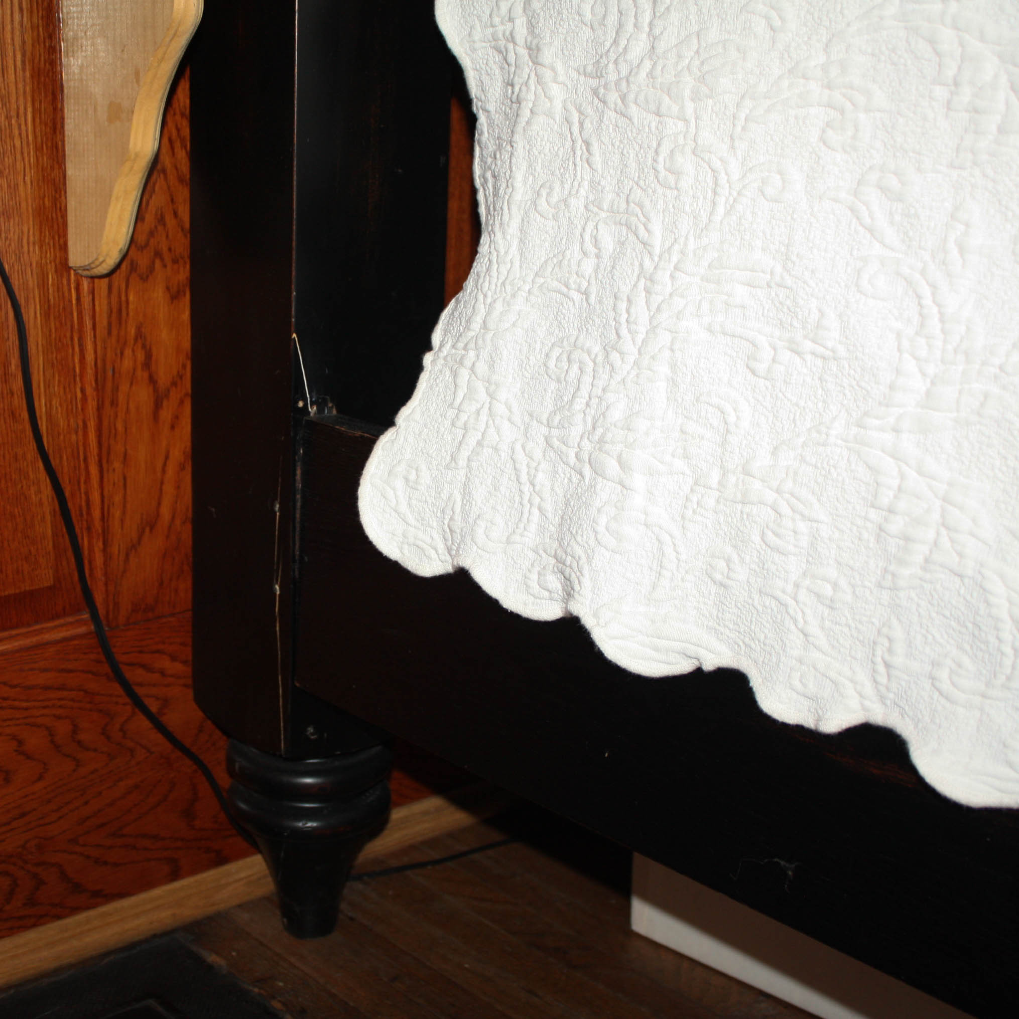 Ebonized Queen Size Cannonball Bed